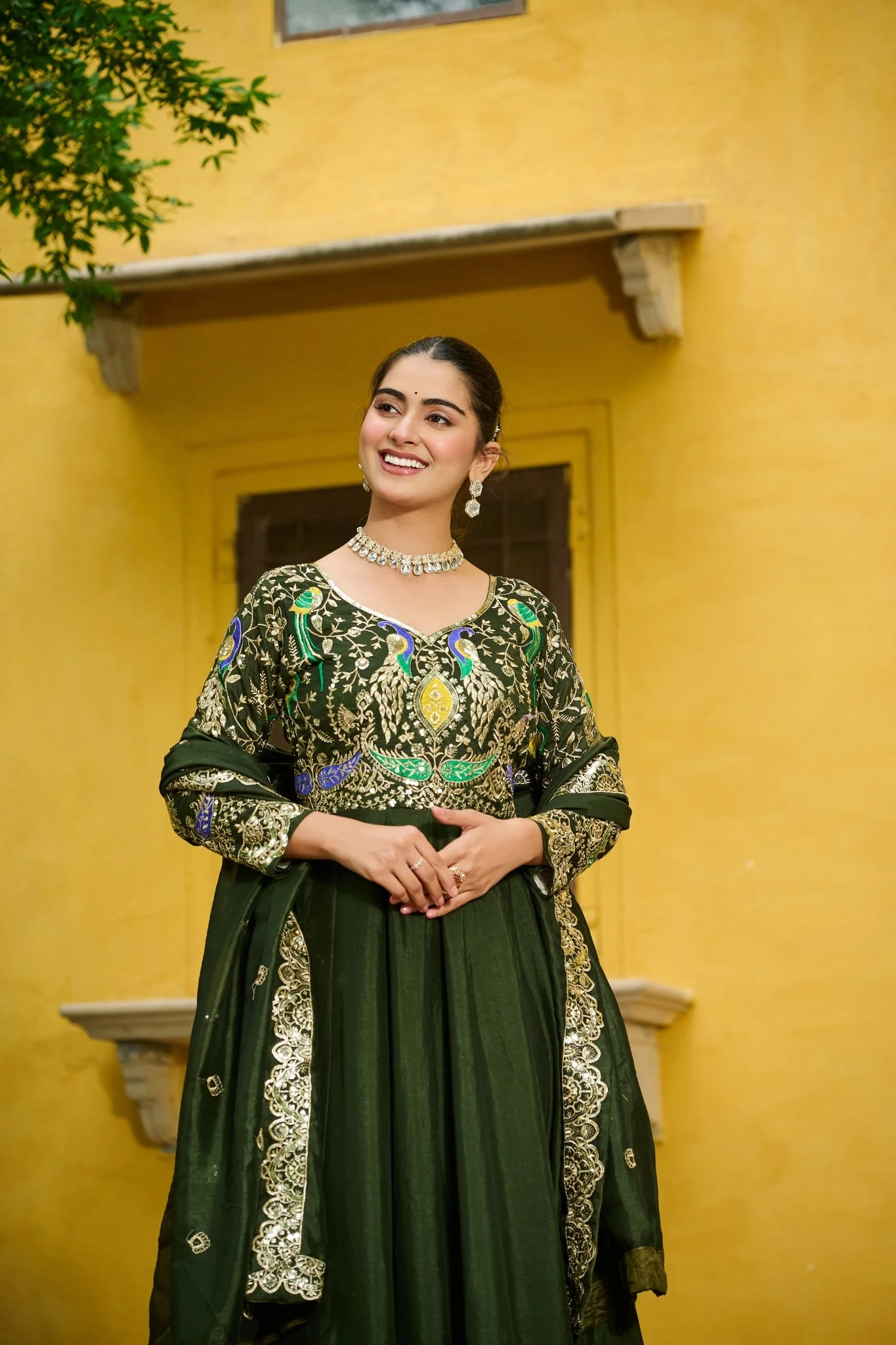Beautiful Multi Thread Designer Special Wedding And Festive Gown With Dupatta Set - Image 11
