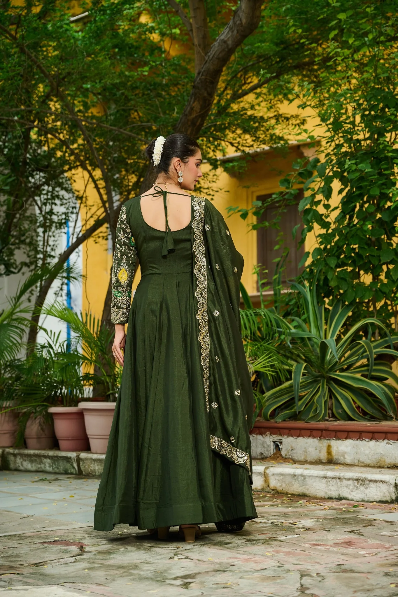 Beautiful Multi Thread Designer Special Wedding And Festive Gown With Dupatta Set - Image 9