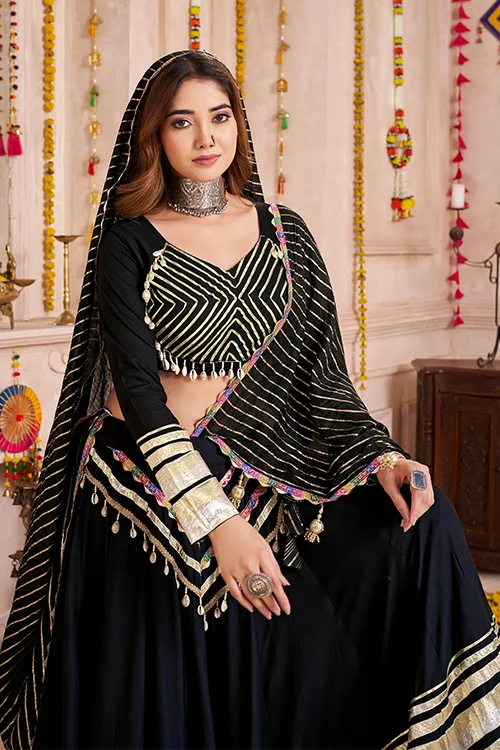 Black Chaniya Choli with Gamthi Lace for Navratri - Image 2