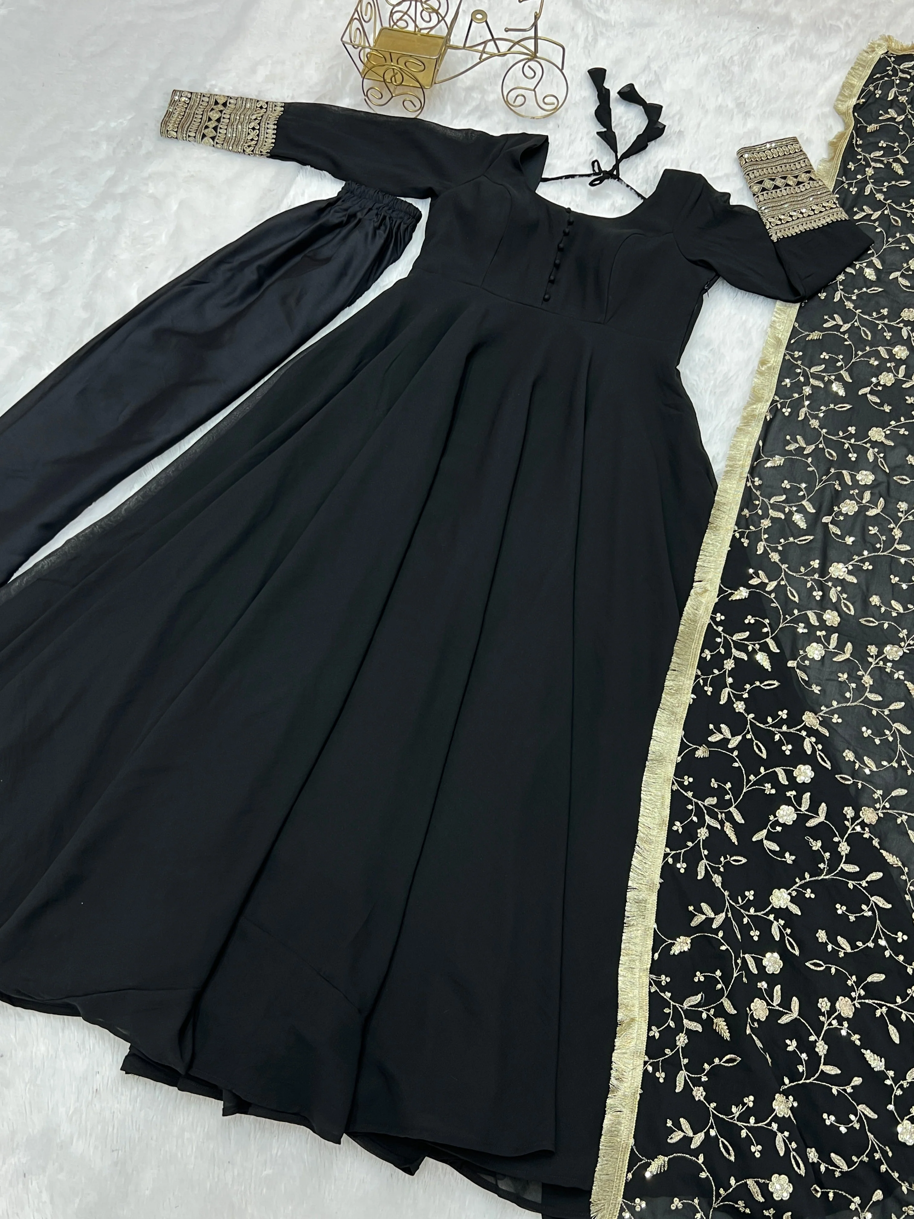 Black Color Pure Faux Georgette Kurti With Huge Flair Comes With Duppatta & Pant - Image 10