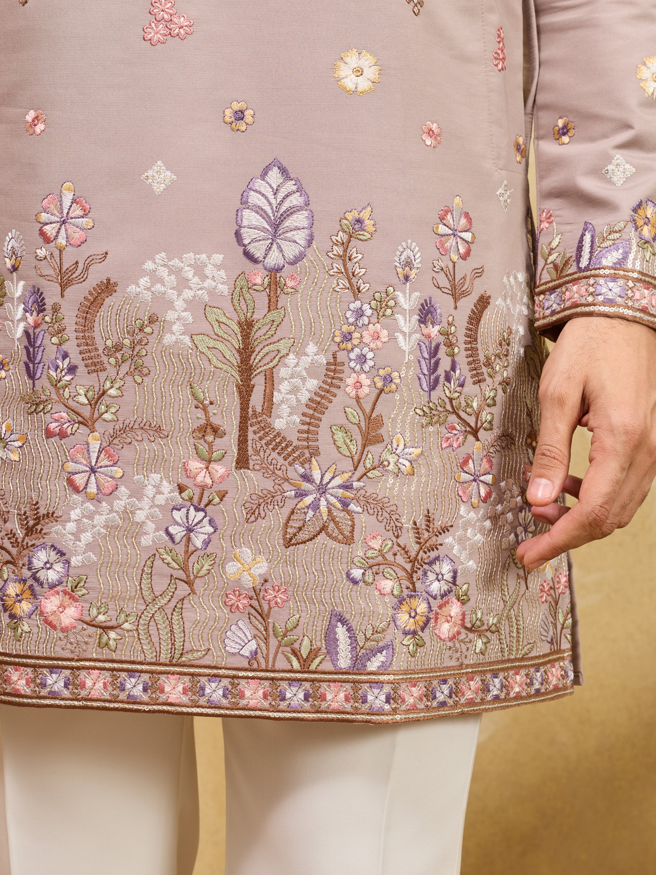 Classic Dusty Lavender Kurta Set Perfect for Wedding Wear - Image 3