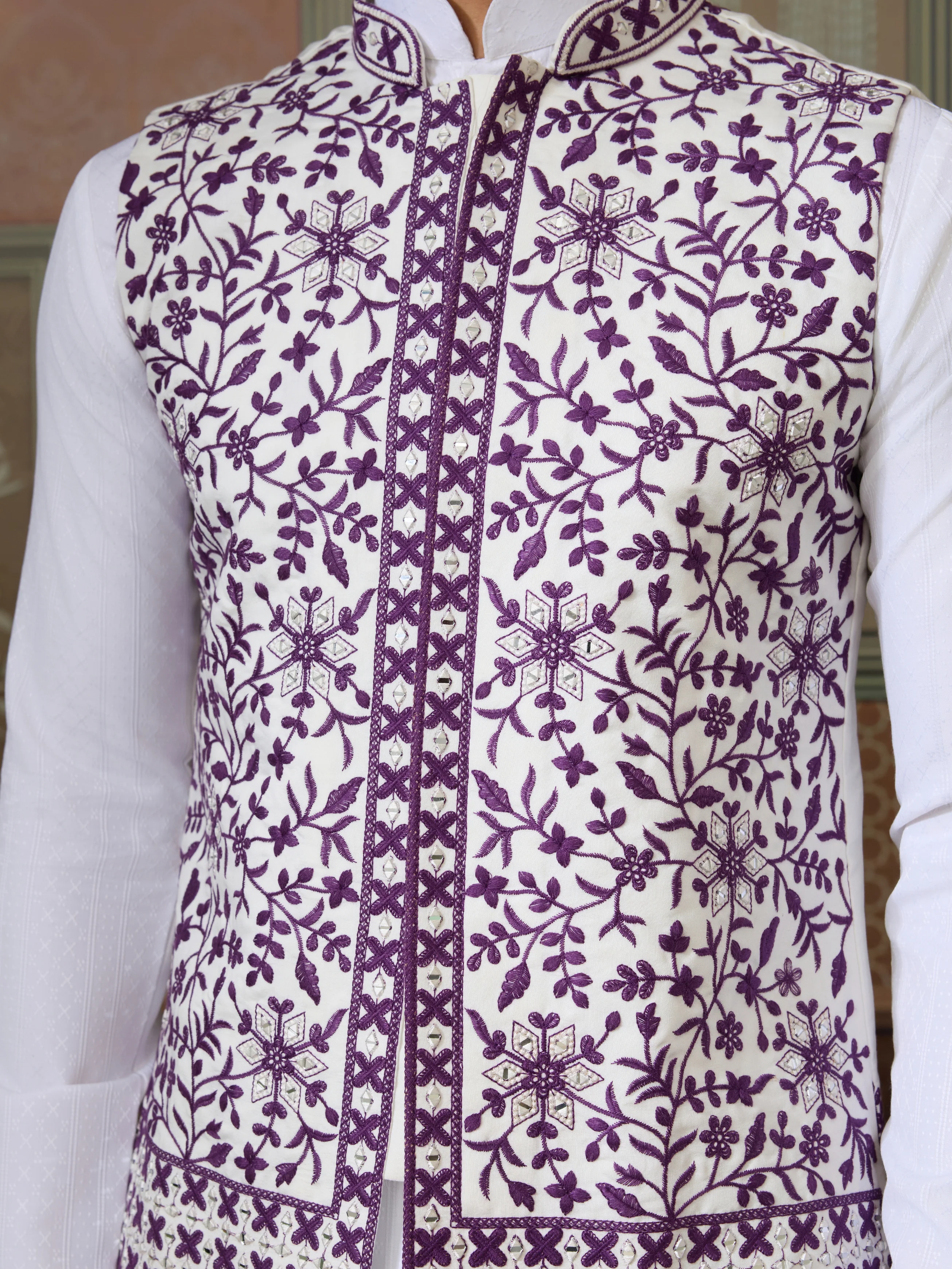 Classic White Mens Kurta Pajama with Stylish Purple Koti - Image 4