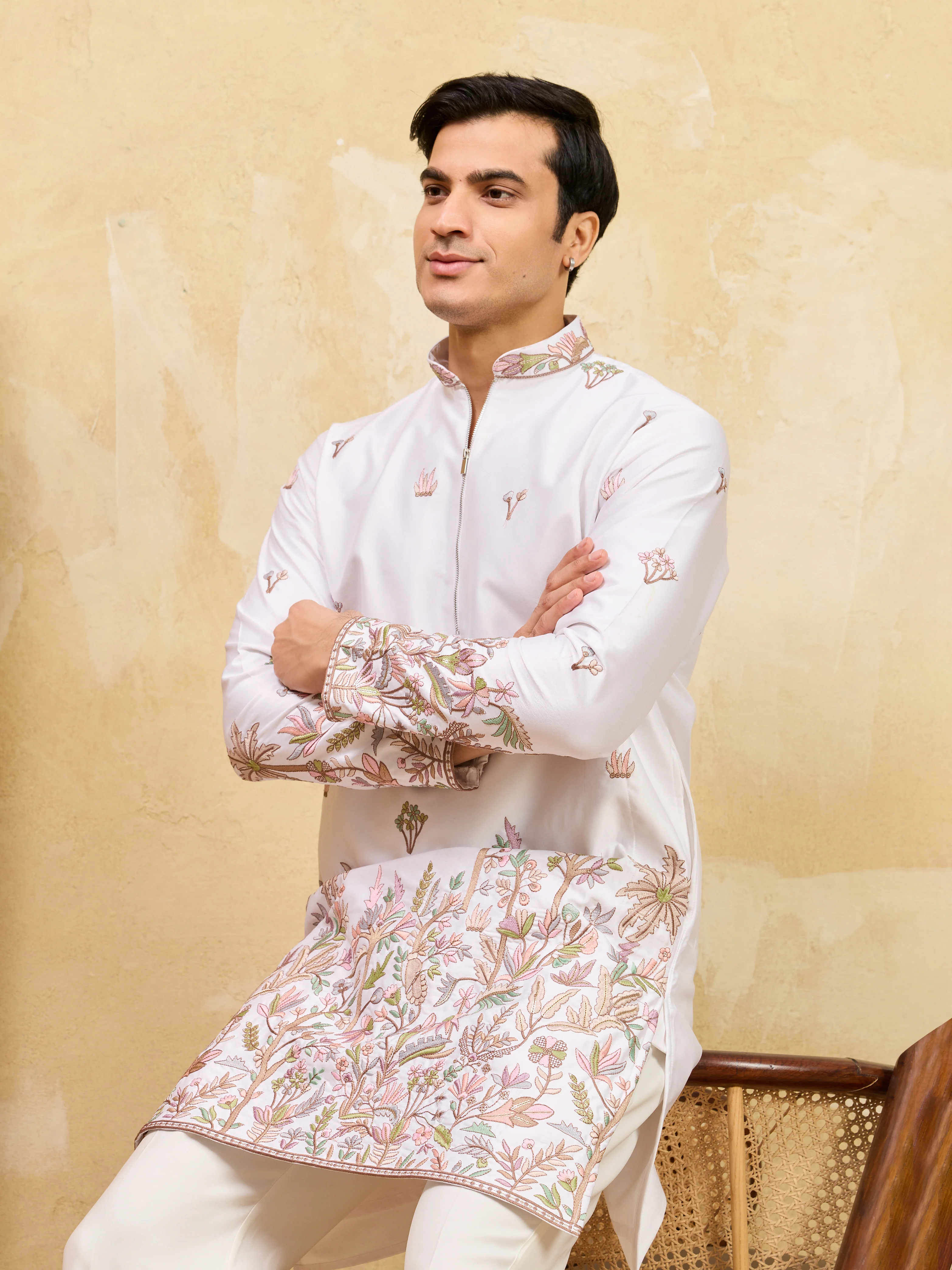 Classic White Thread & Sequence Embroidered Work Kurta Set - Image 2