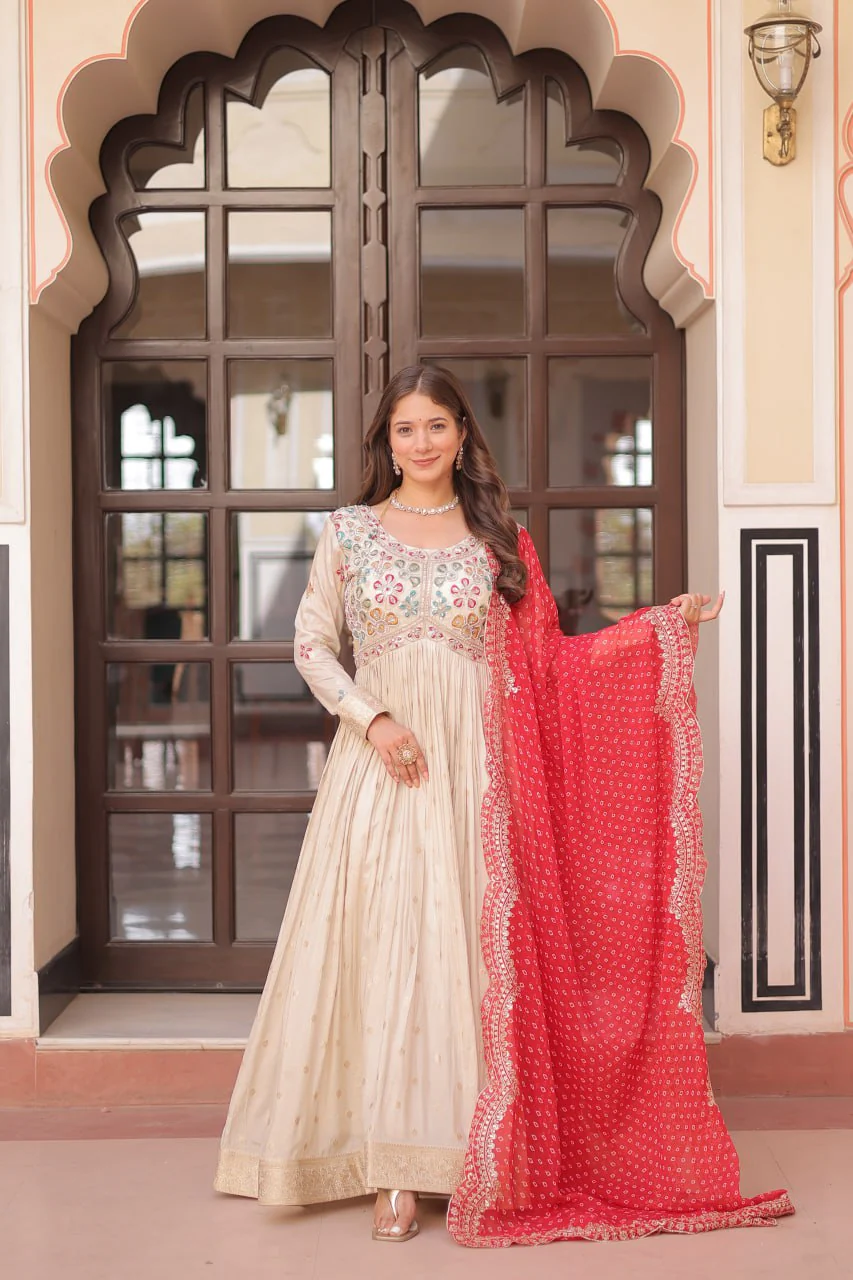 Cosmos weaving Jacquard with Pearl Beads Embroidered work Gown - Image 10