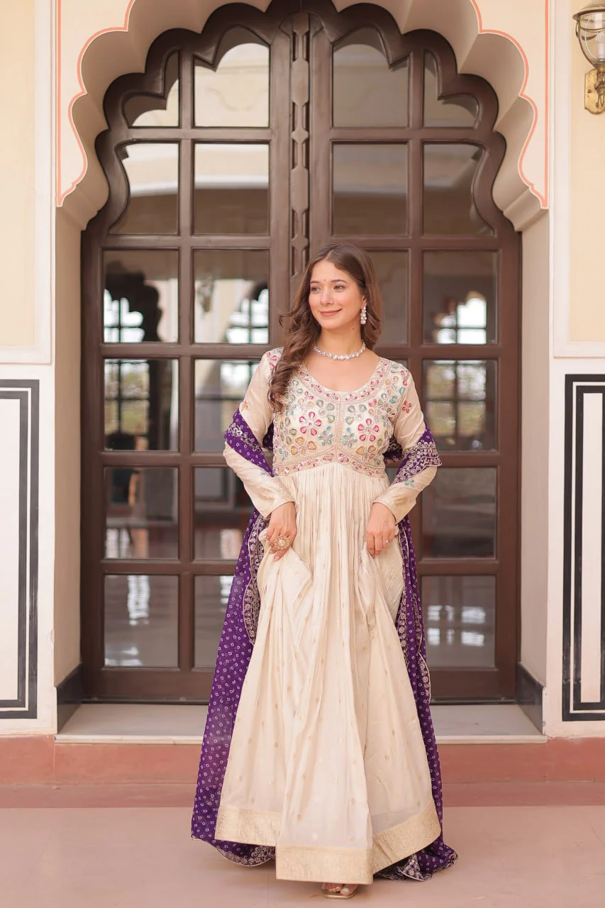 Cosmos weaving Jacquard with Pearl Beads Embroidered work Gown - Image 5