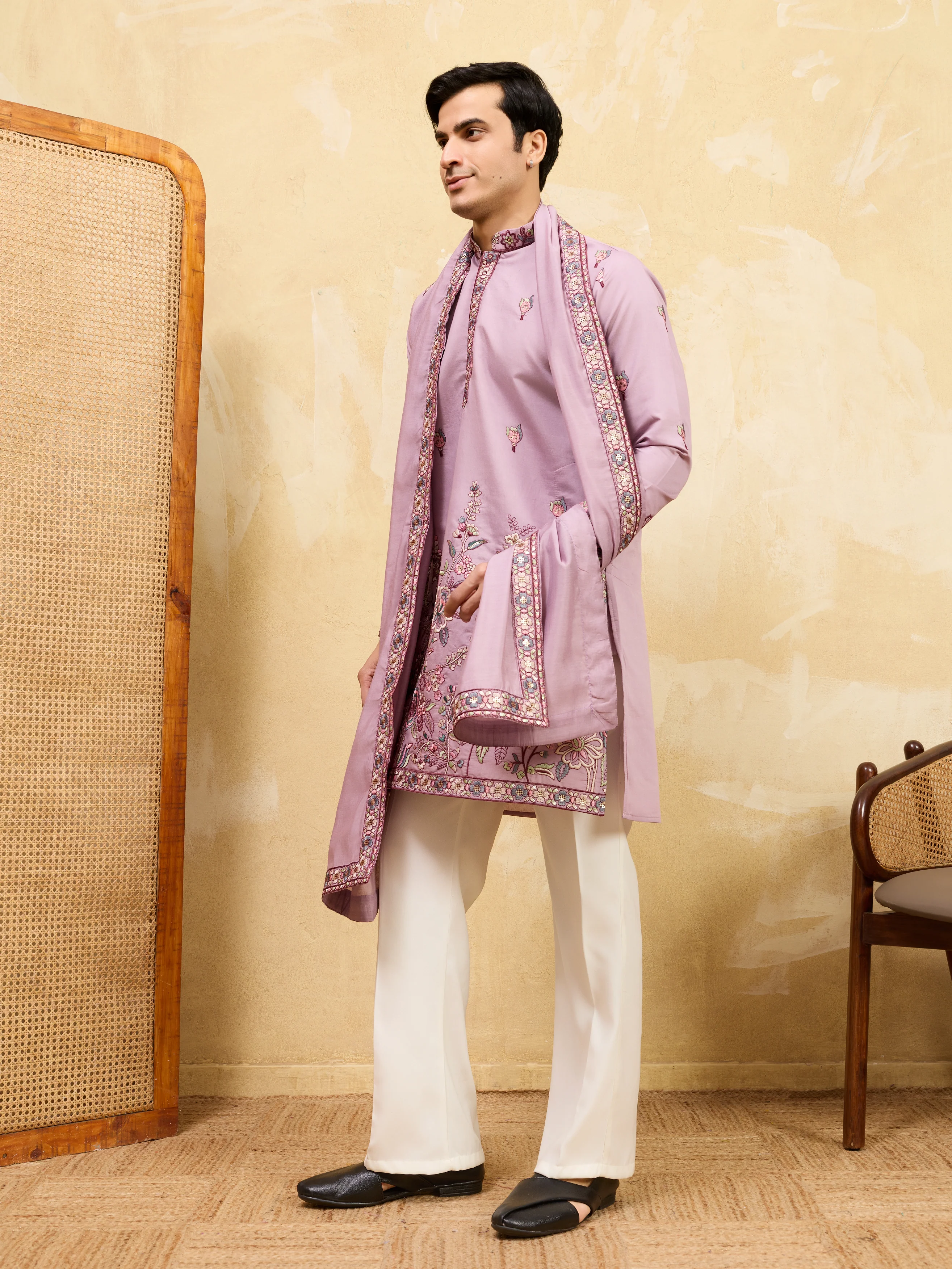 Elegant Lavender Embroidered Kurta with Dupatta for Men - Image 6