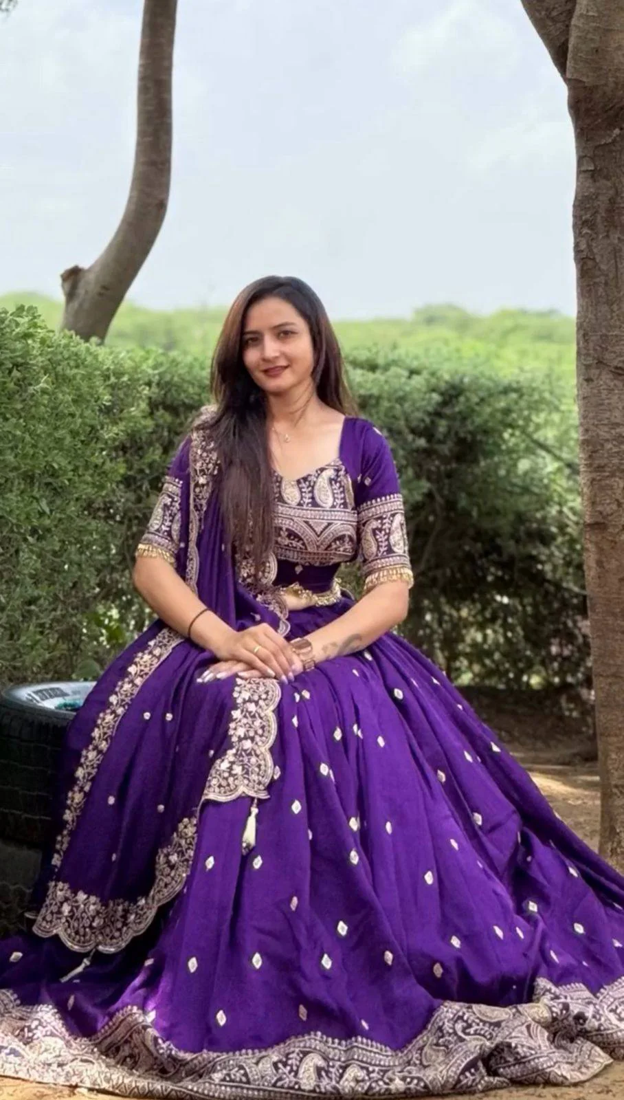 Elegant Purple Fox Georgette Lehenga with Intricate Thread Work - Image 2