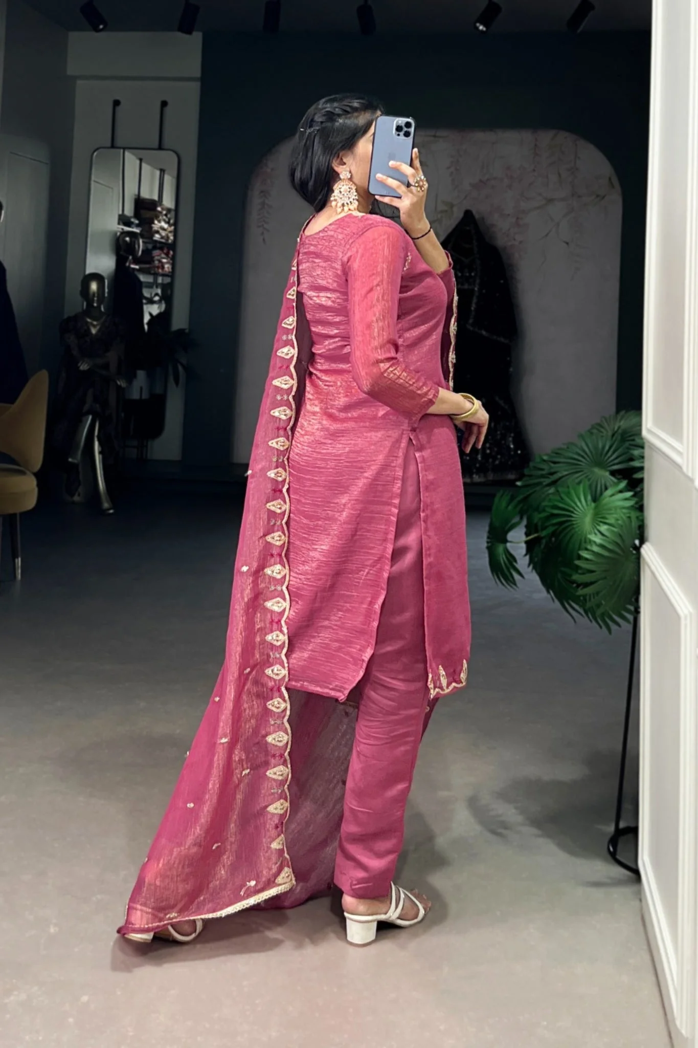 Elegant Silver Glory Embroidered Suit Set For Women - Image 5
