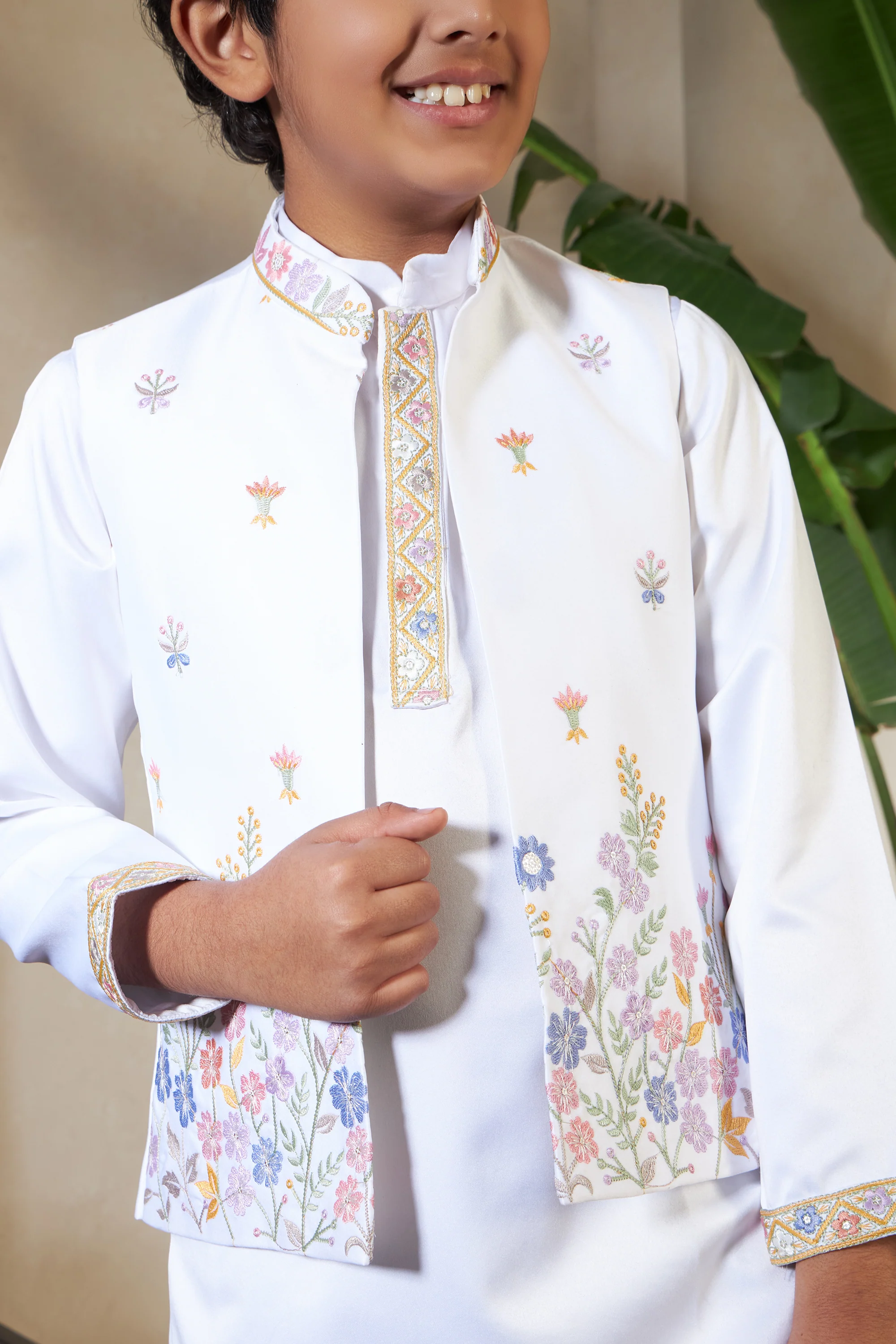 Elegant White Satin Thread Sequence Work Kurta Koti Set - Image 3
