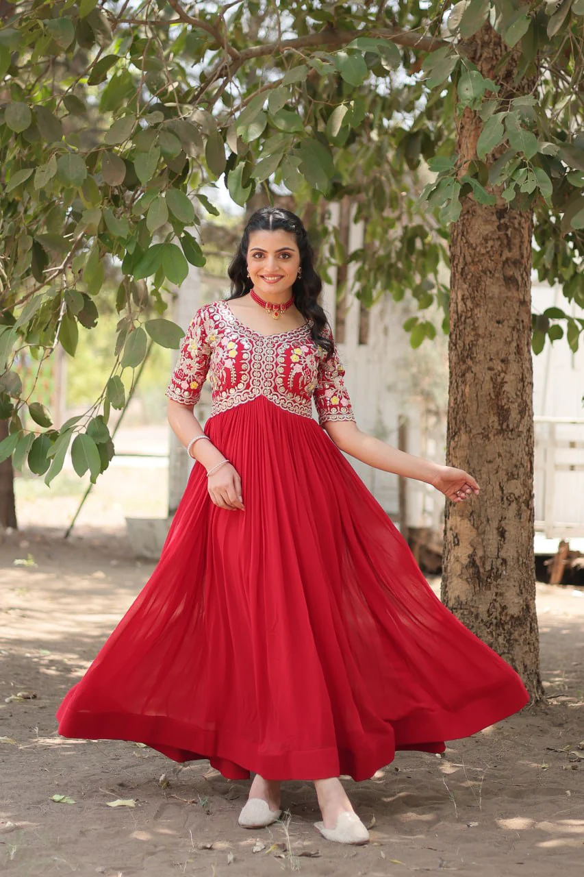 Exquisite Opulence Designer Gown - Image 33