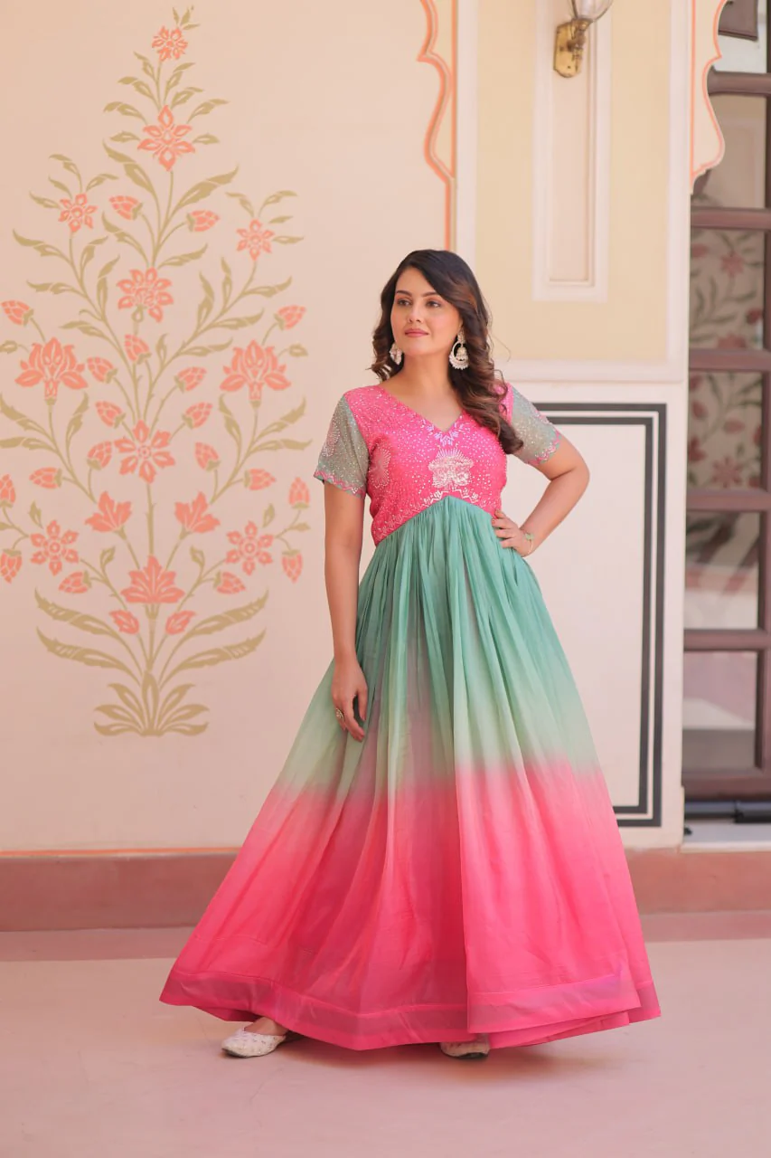 Gold Crush Padding With Beads Embroidered Work Gown - Image 13