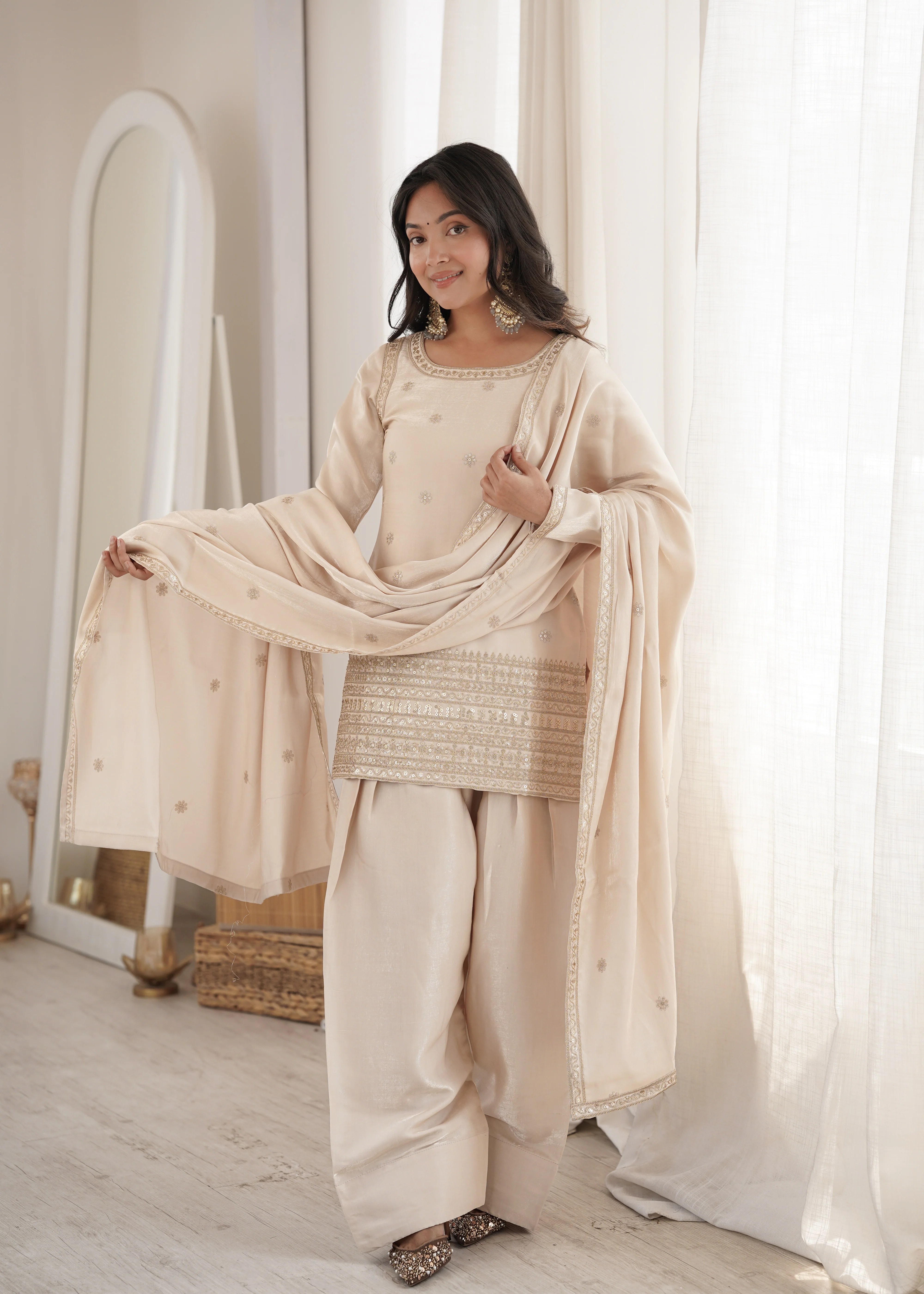 Graceful Cream Glass Roman Silk Jari Work Kurta with Designer Dupatta