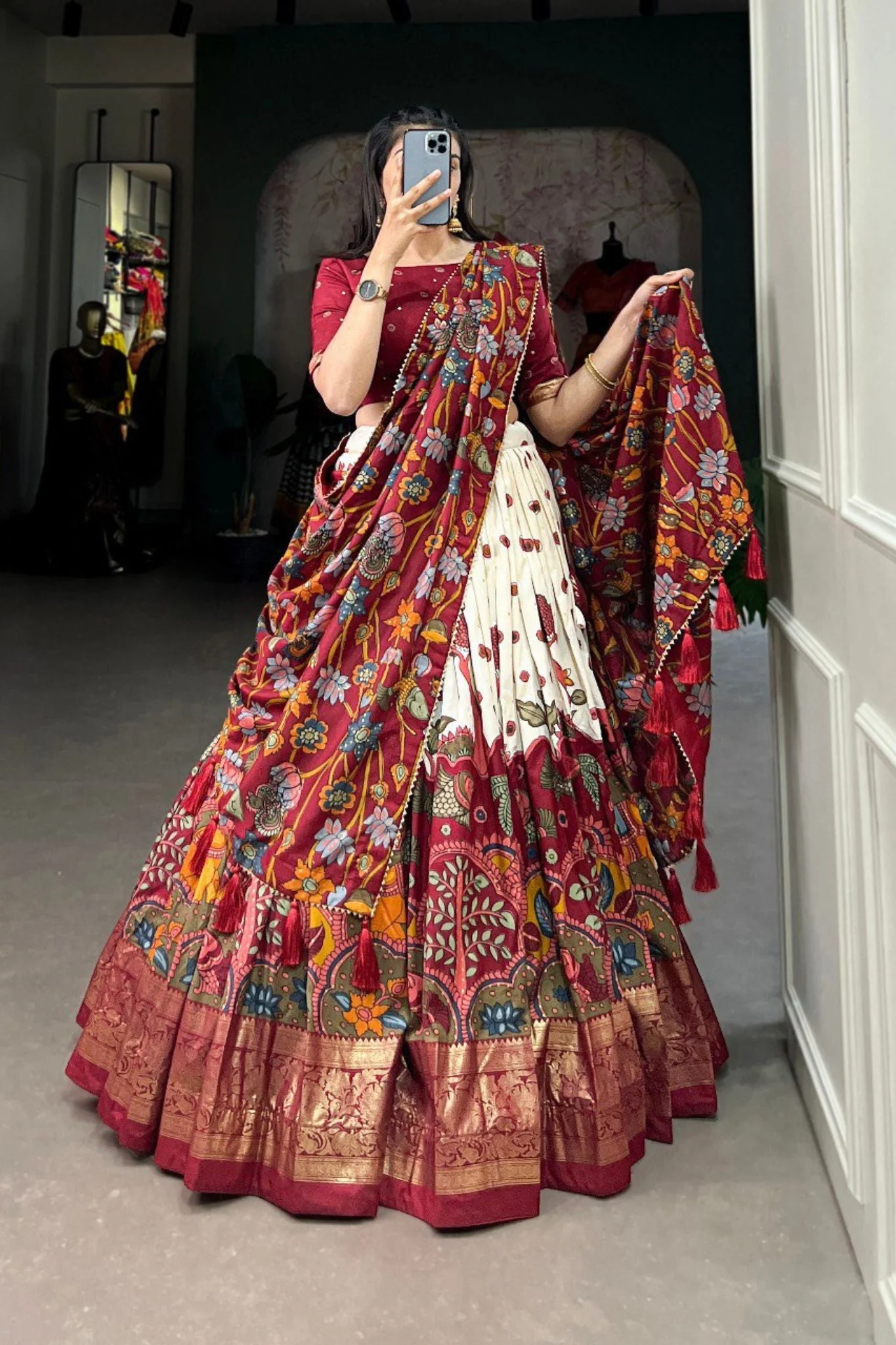 Kalamkari Print With Foil Work Lehenga Choli - Image 6