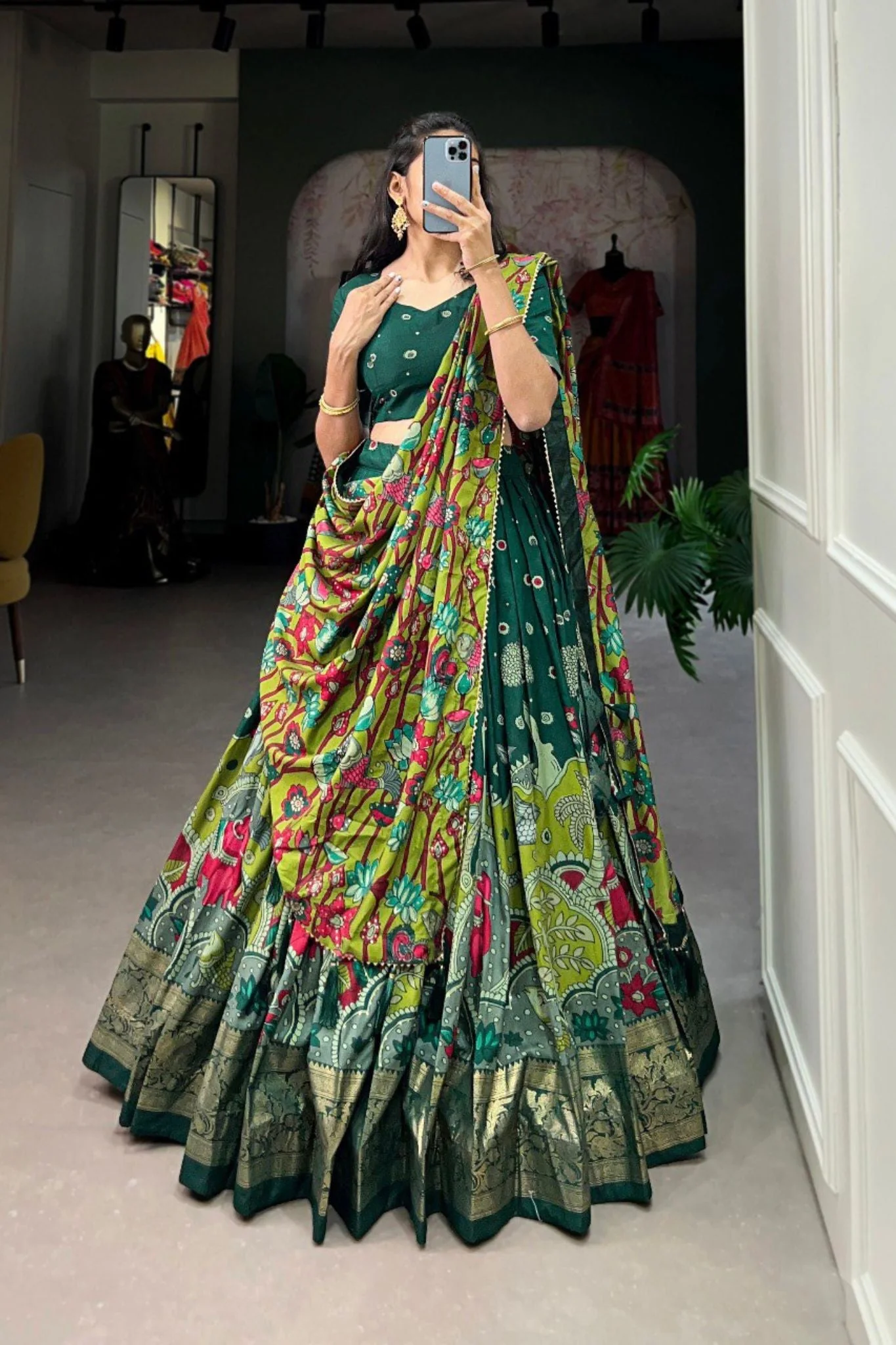 Kalamkari Print With Foil Work Lehenga Choli - Image 9