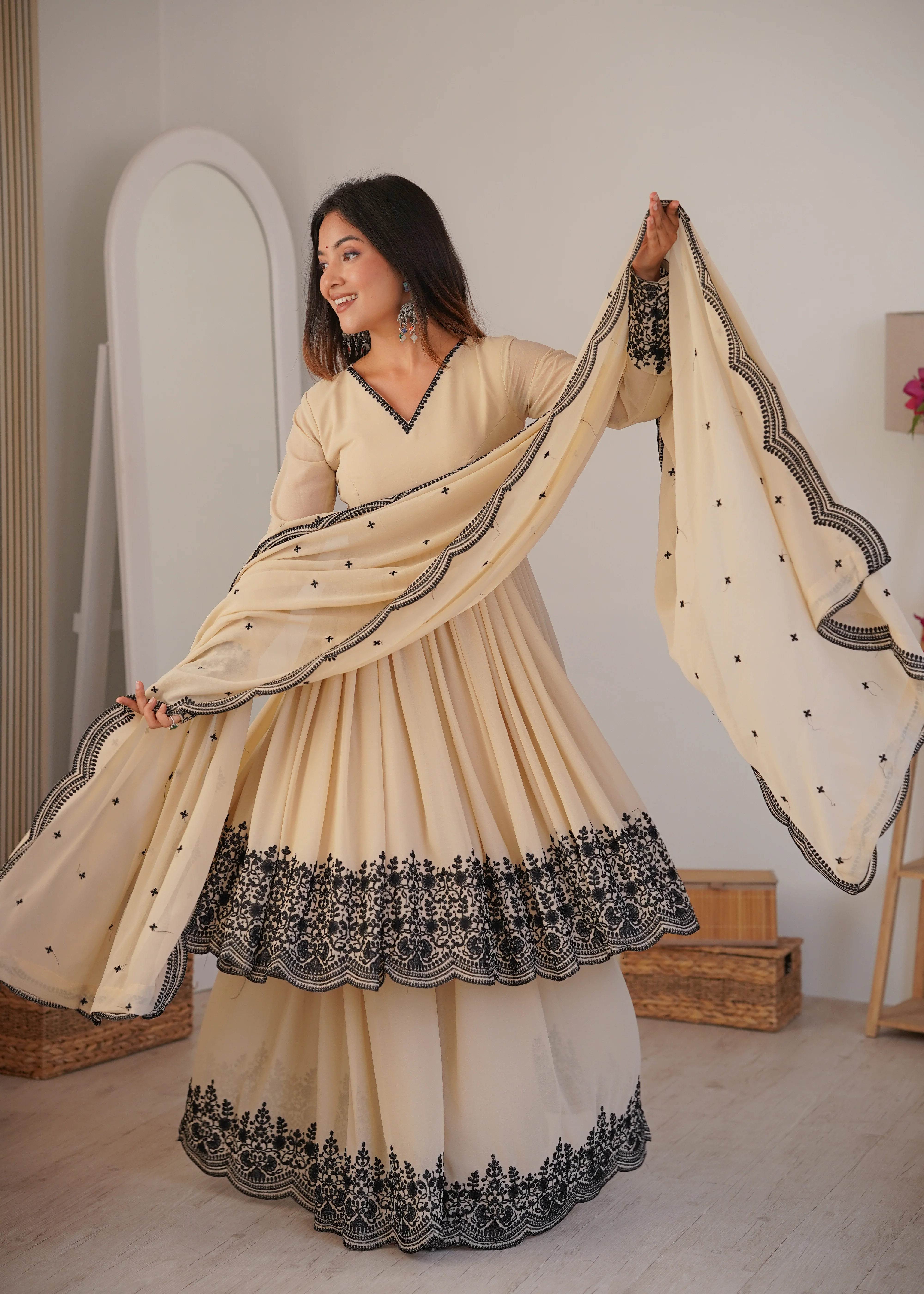 Luxury Beige Faux Georgette Thread Embroidered Suit Set With Dupatta - Image 3