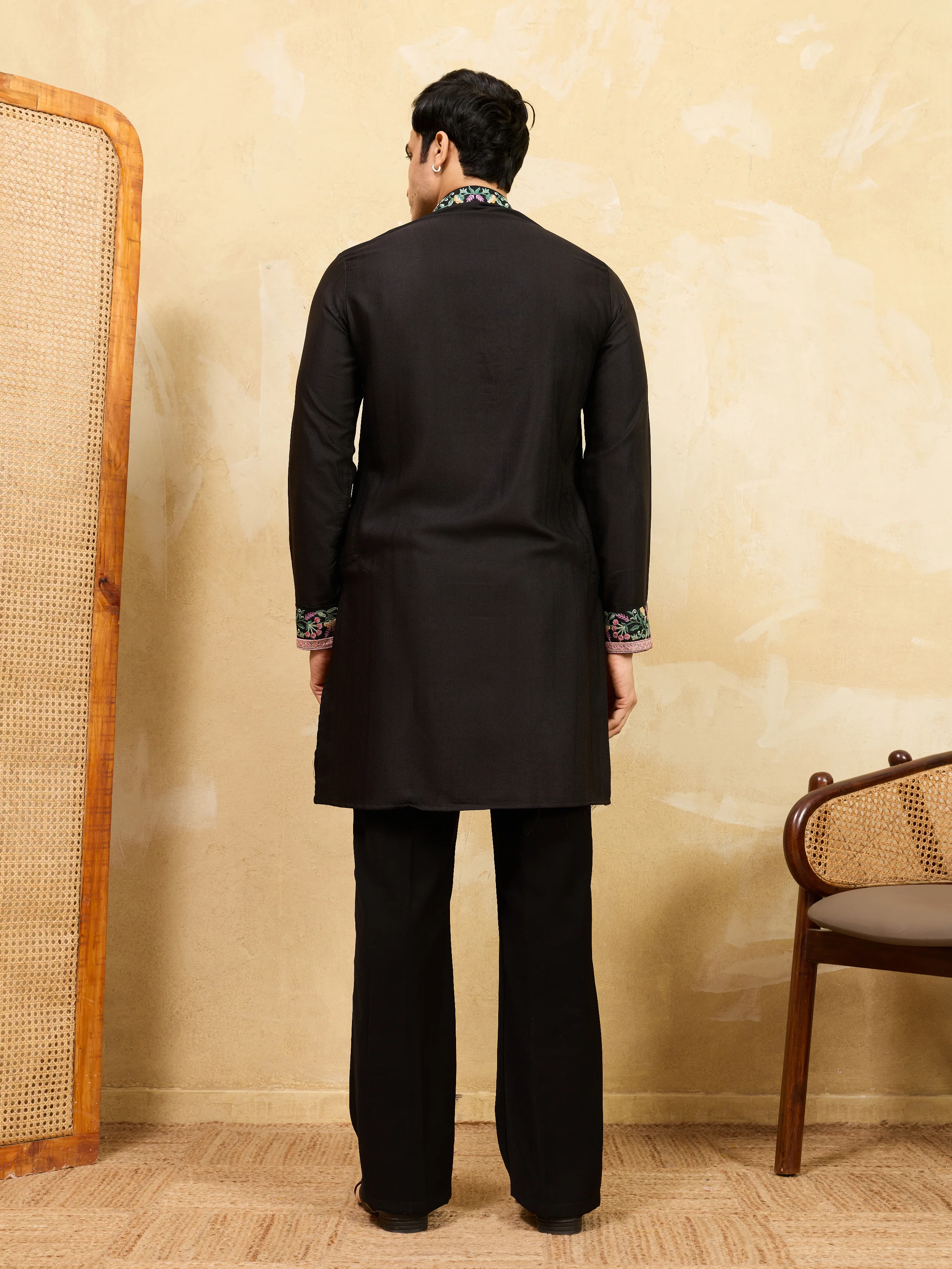 Modern Black Khadi Silk Kurta for Men Perfect for Festive Wear - Image 7