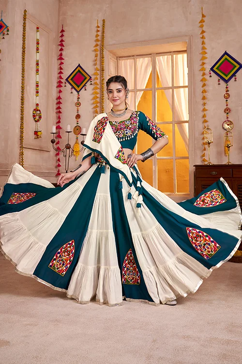 Multi Color Cotton Chaniya Choli for Navratri Dandiya Raas - Image 4