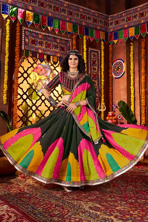 Navratri Special Black Mirror Chaniya Choli Set - Image 4