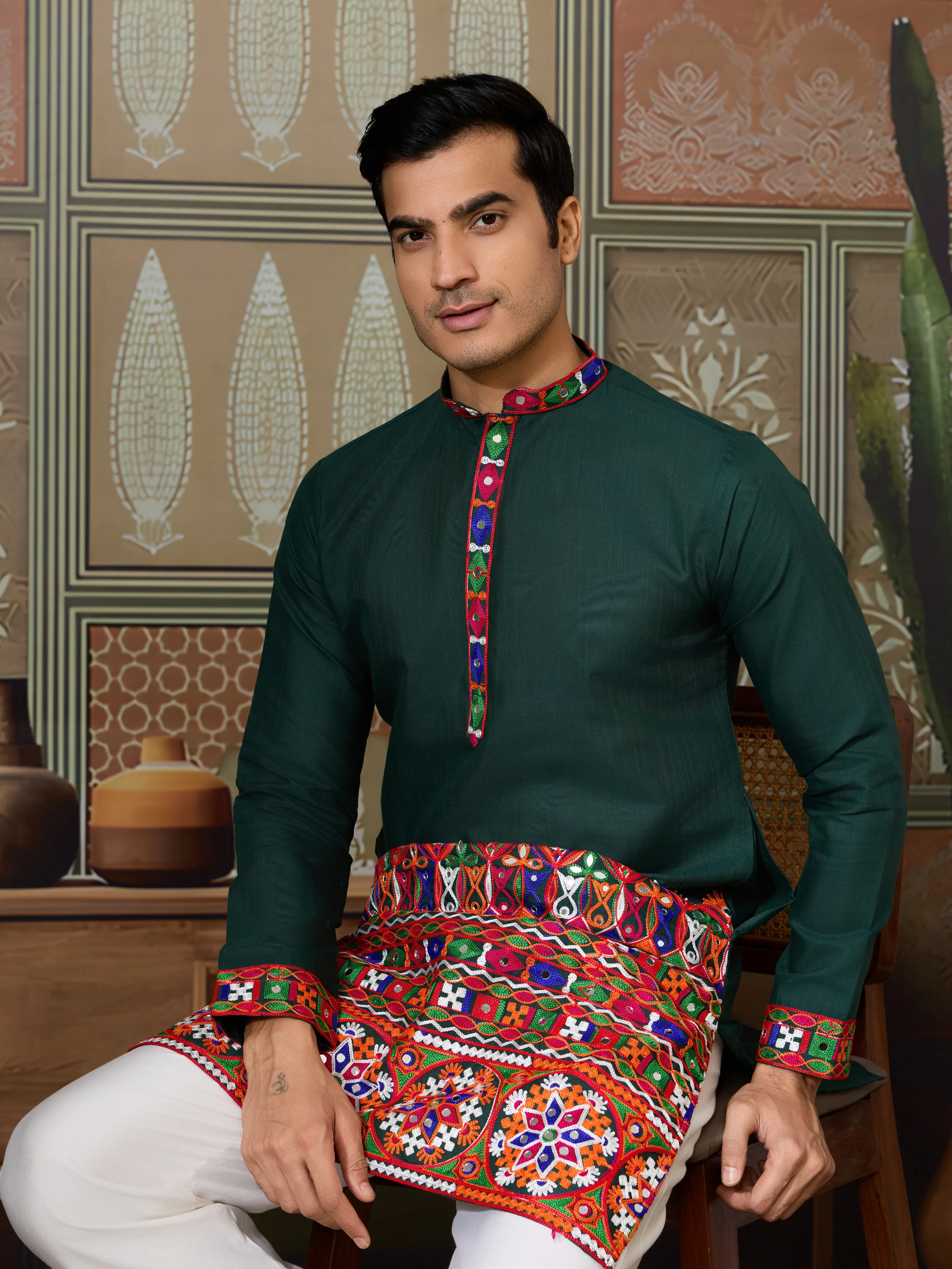 Navratri Style Green Cotton Readymade Kurta for Men - Image 5