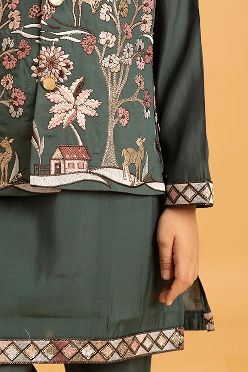 Party & Wedding Special Stylish Green Koti Kurta Set for Kids - Image 4