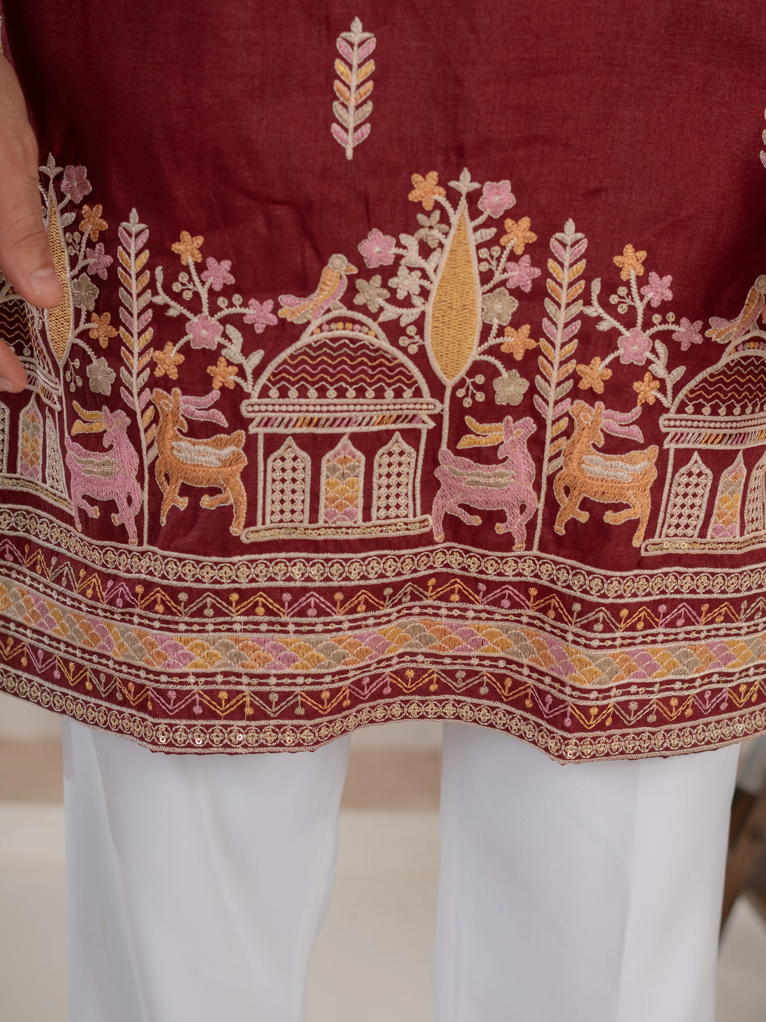Partywear Maroon Silk Embroidered Work Kurta Set For Mens - Image 5