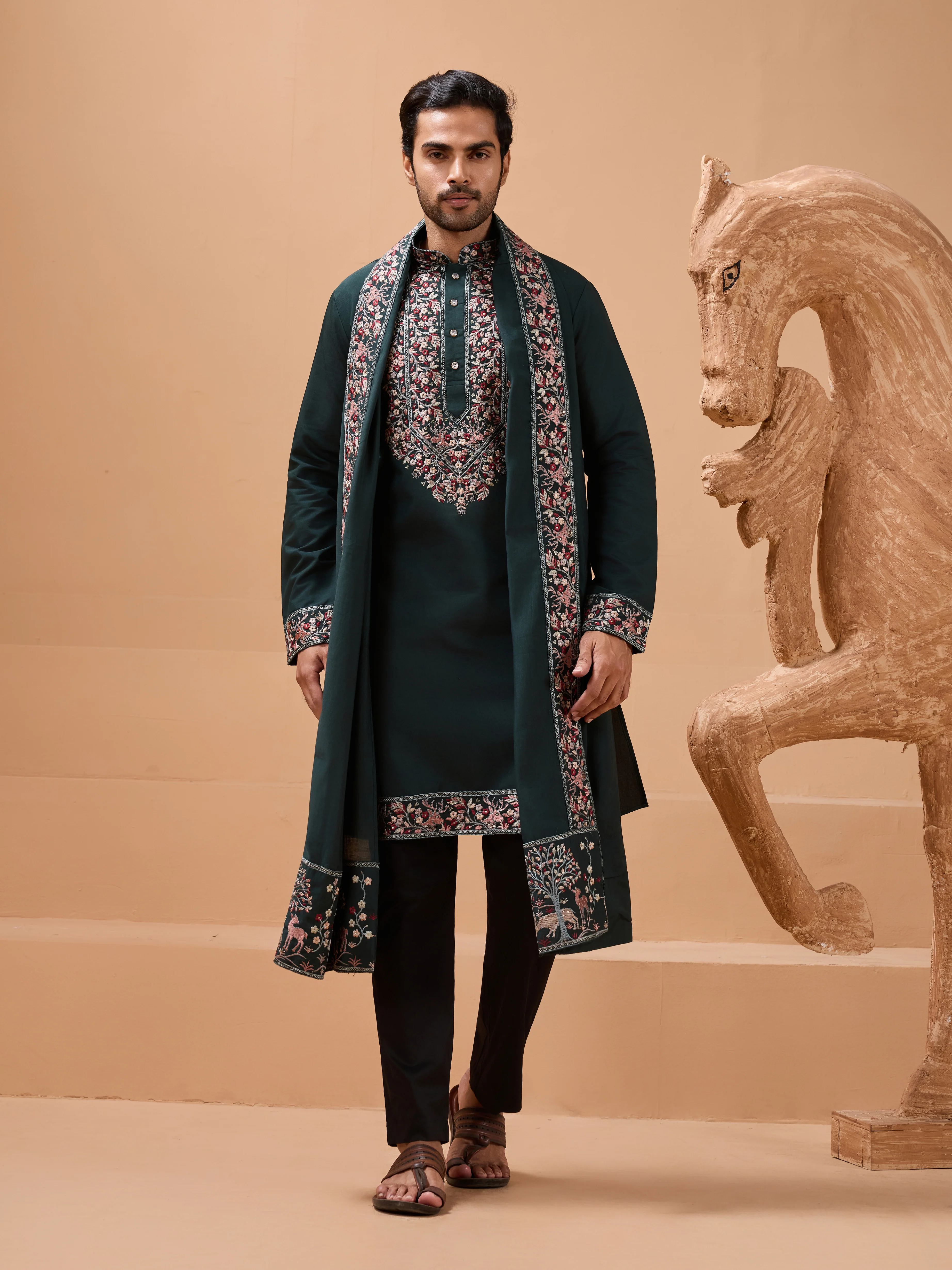 Perfect Green Festival Special Kurta with Dupatta for Mens - Image 6