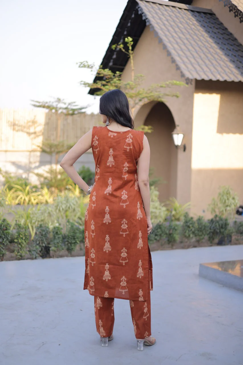 Premium Printed Cotton Kurti with Pant Set for Women - Image 4