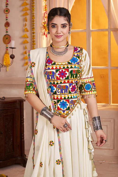 Premium White Cotton Chaniya Choli for Navratri - Image 2