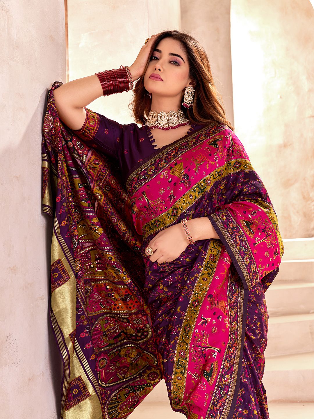 Prominent Purple Nylon Dola Pashmina Saree With Entrancing Blouse Piece - Image 2