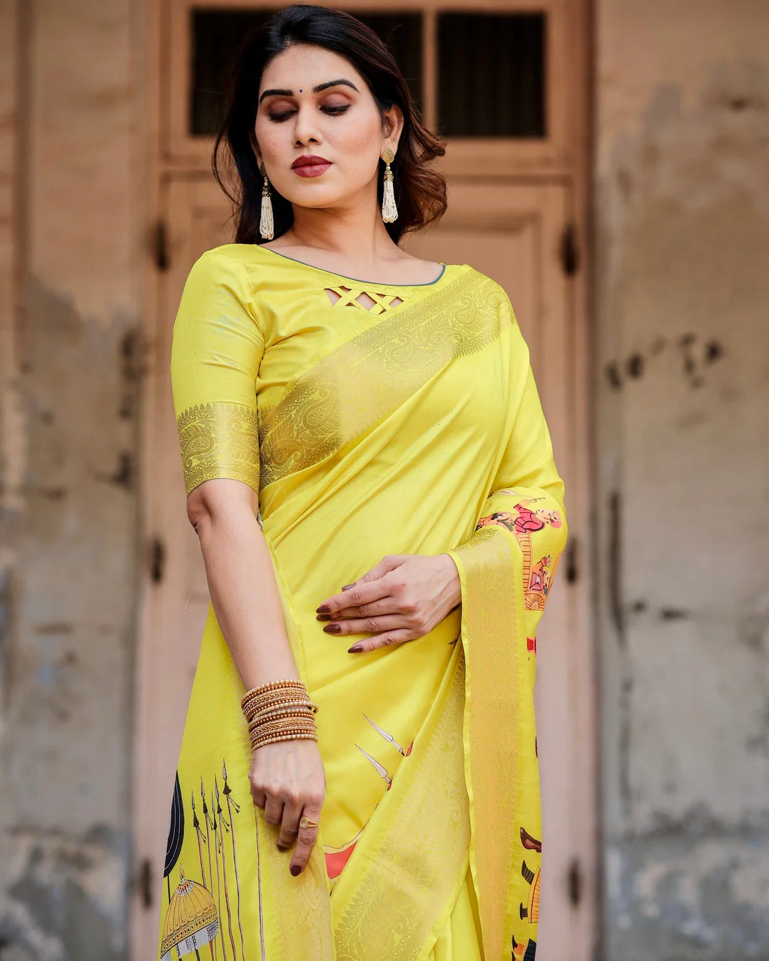 Pure Silk Digitally Printed Saree Weaved With Golden Zari Comes With Tassels - Image 10