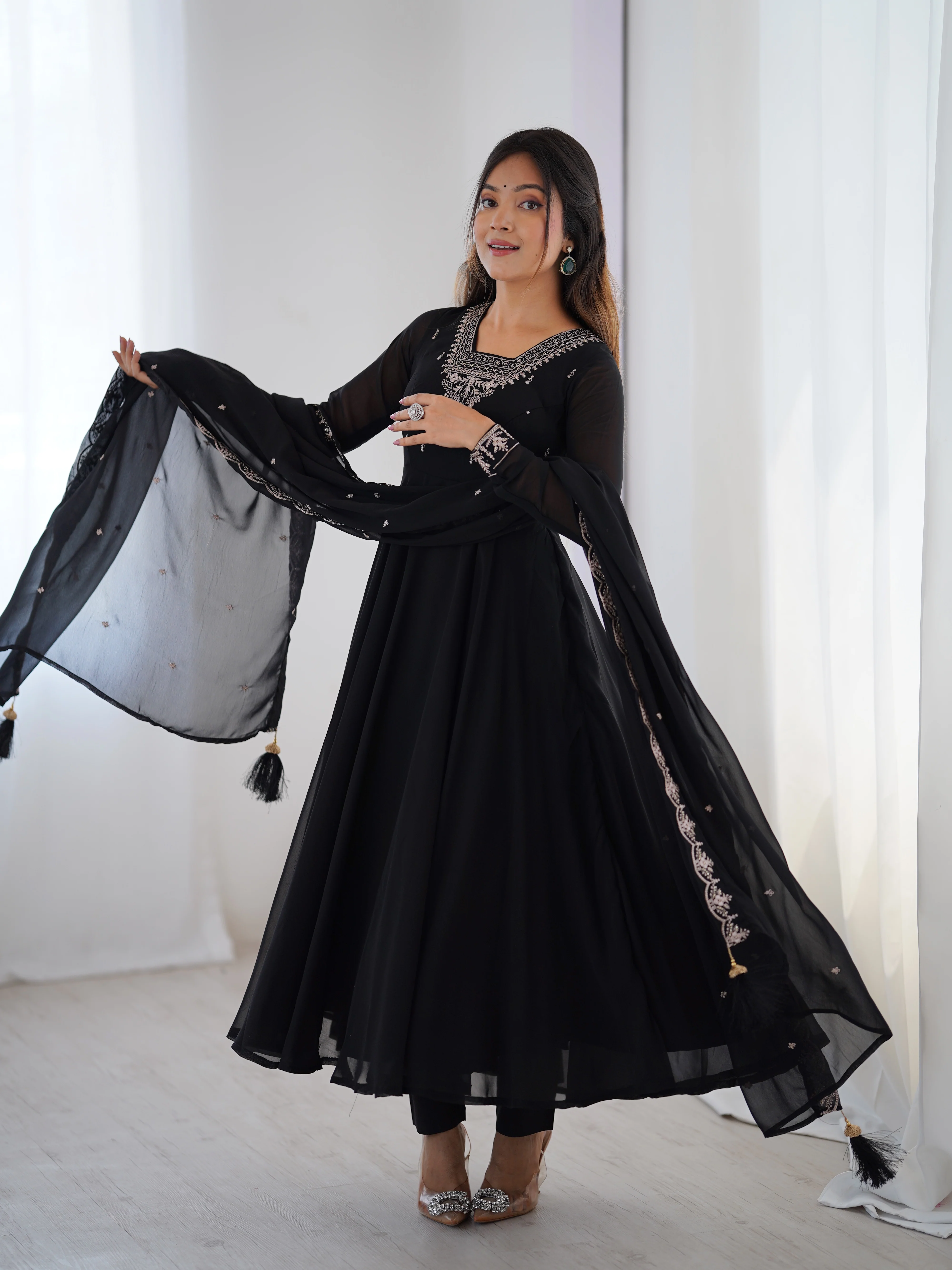Pure Soft Faux Georgette Fully Flaired Anarkali Suit Comes With Duppatta & Pant - BLACK - Image 7