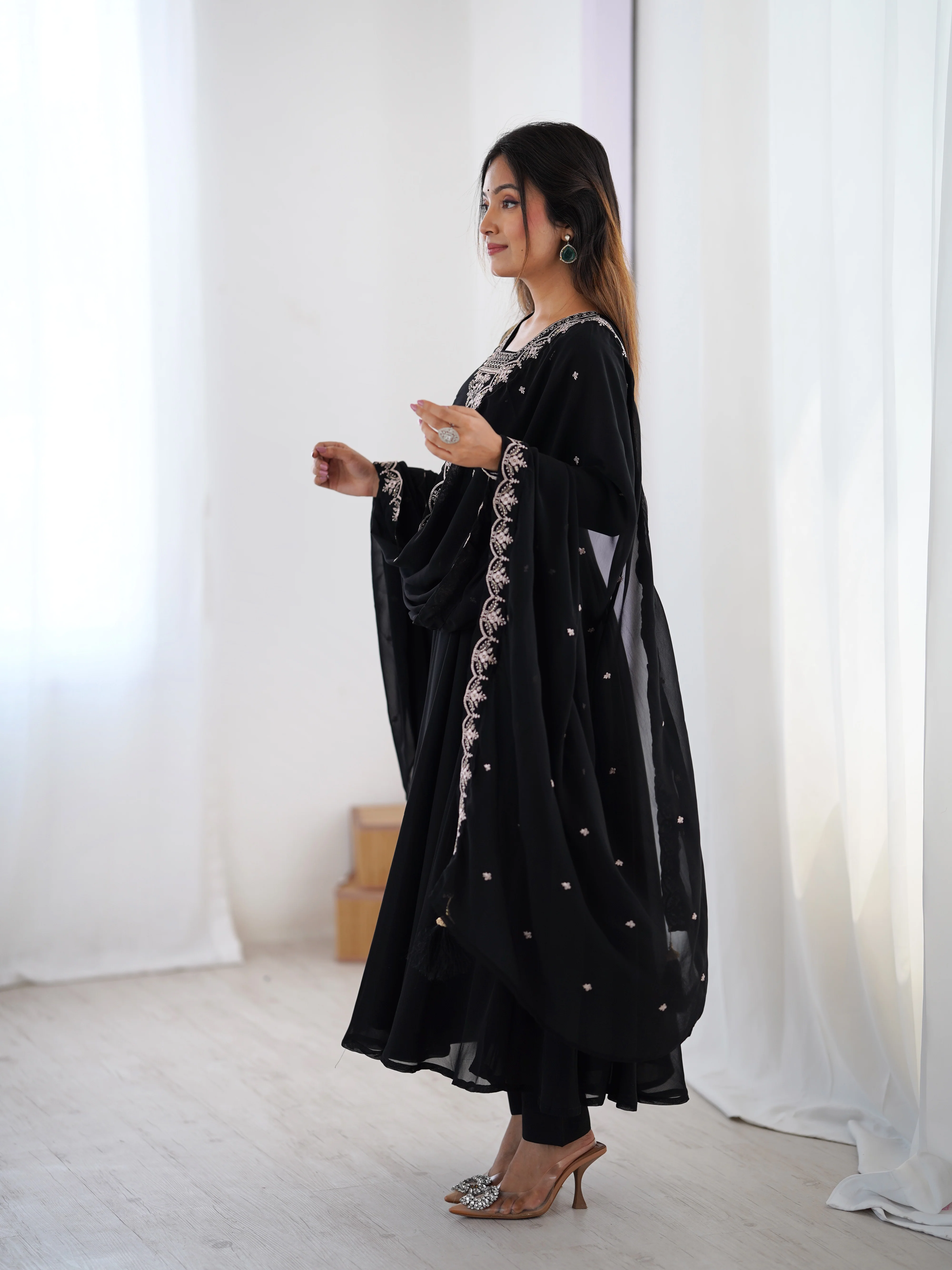 Pure Soft Faux Georgette Fully Flaired Anarkali Suit Comes With Duppatta & Pant - BLACK - Image 9