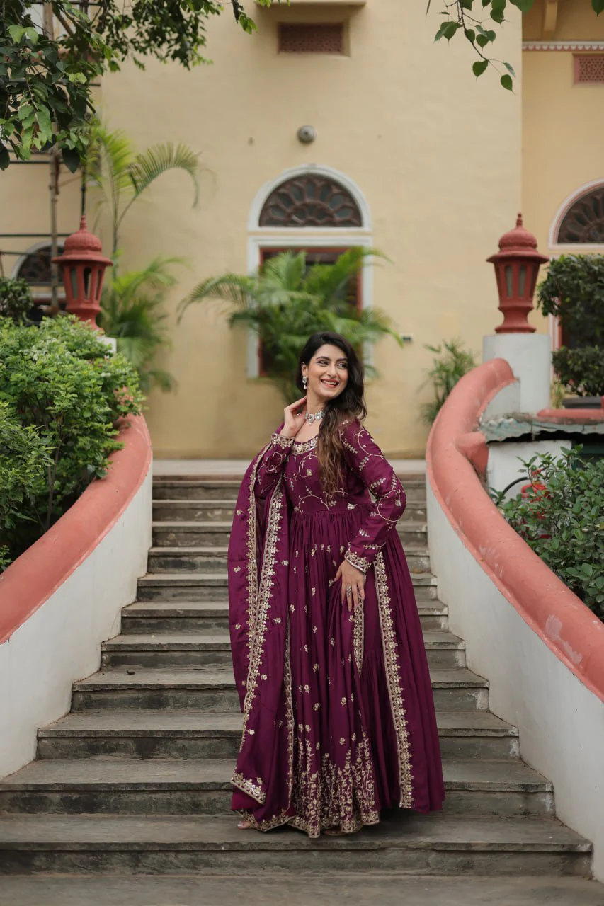 Rich Sequins Embroidered Work Women Suit Set - Image 24