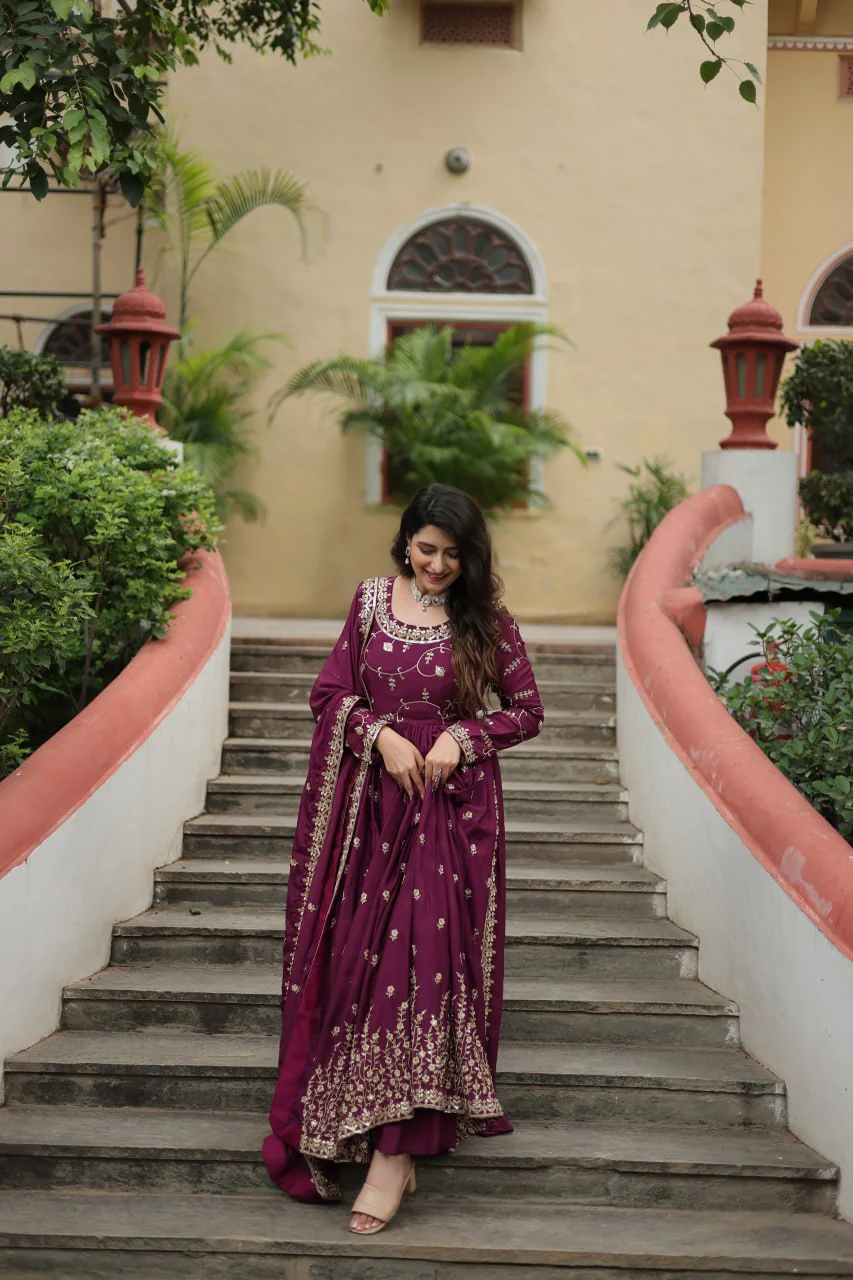 Rich Sequins Embroidered Work Women Suit Set - Image 26