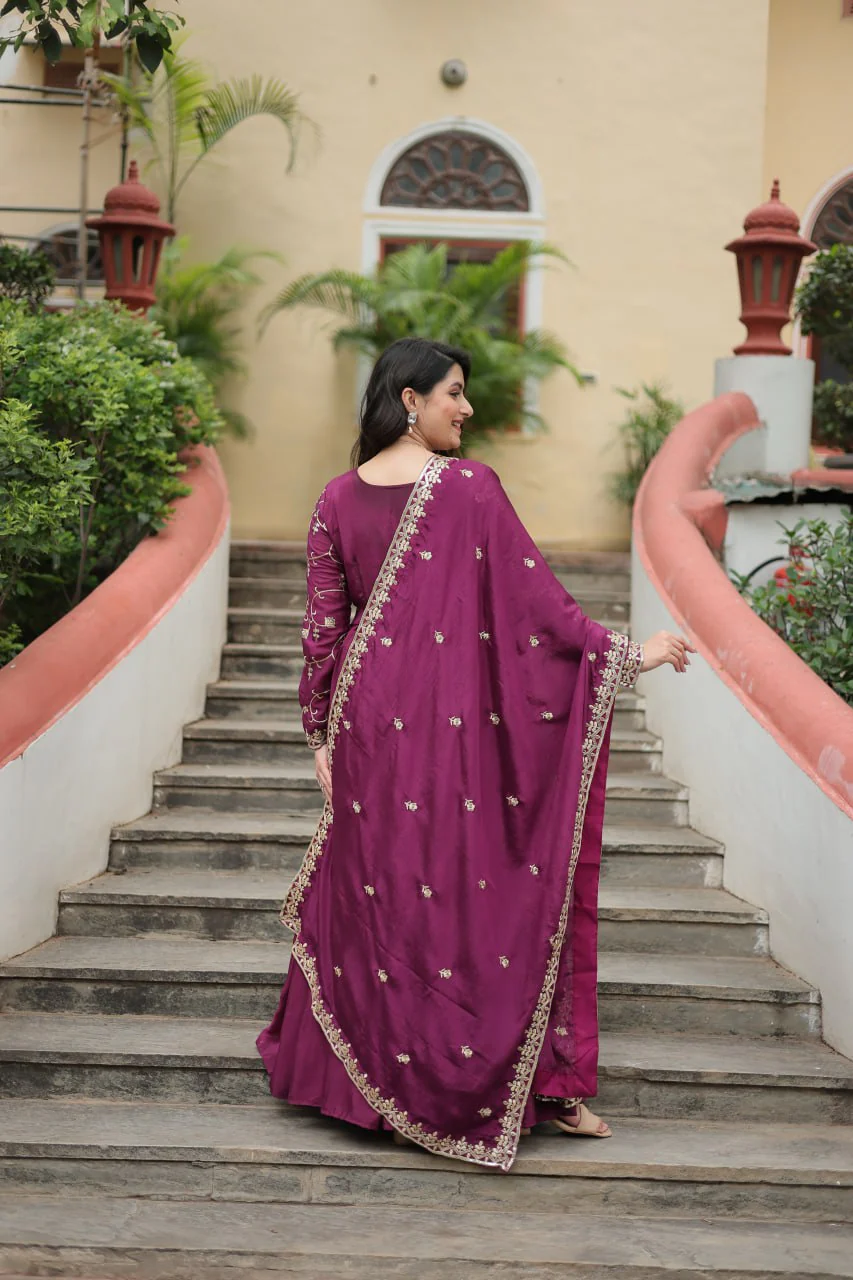 Rich Sequins Embroidered Work Women Suit Set - Image 37