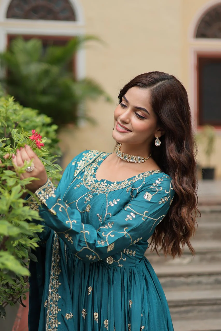 Rich Sequins Embroidered Work Women Suit Set - Image 47