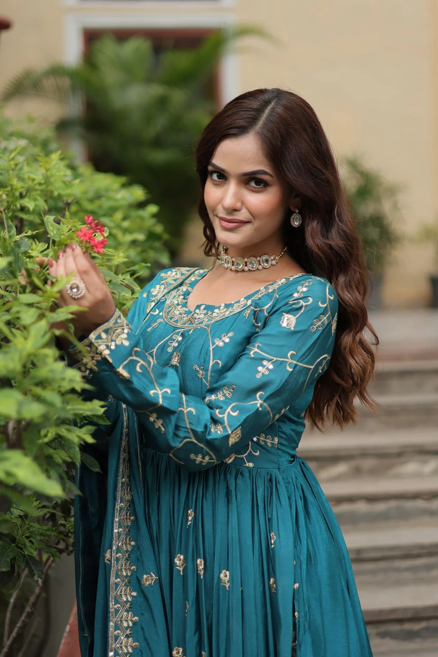 Rich Sequins Embroidered Work Women Suit Set - Image 48