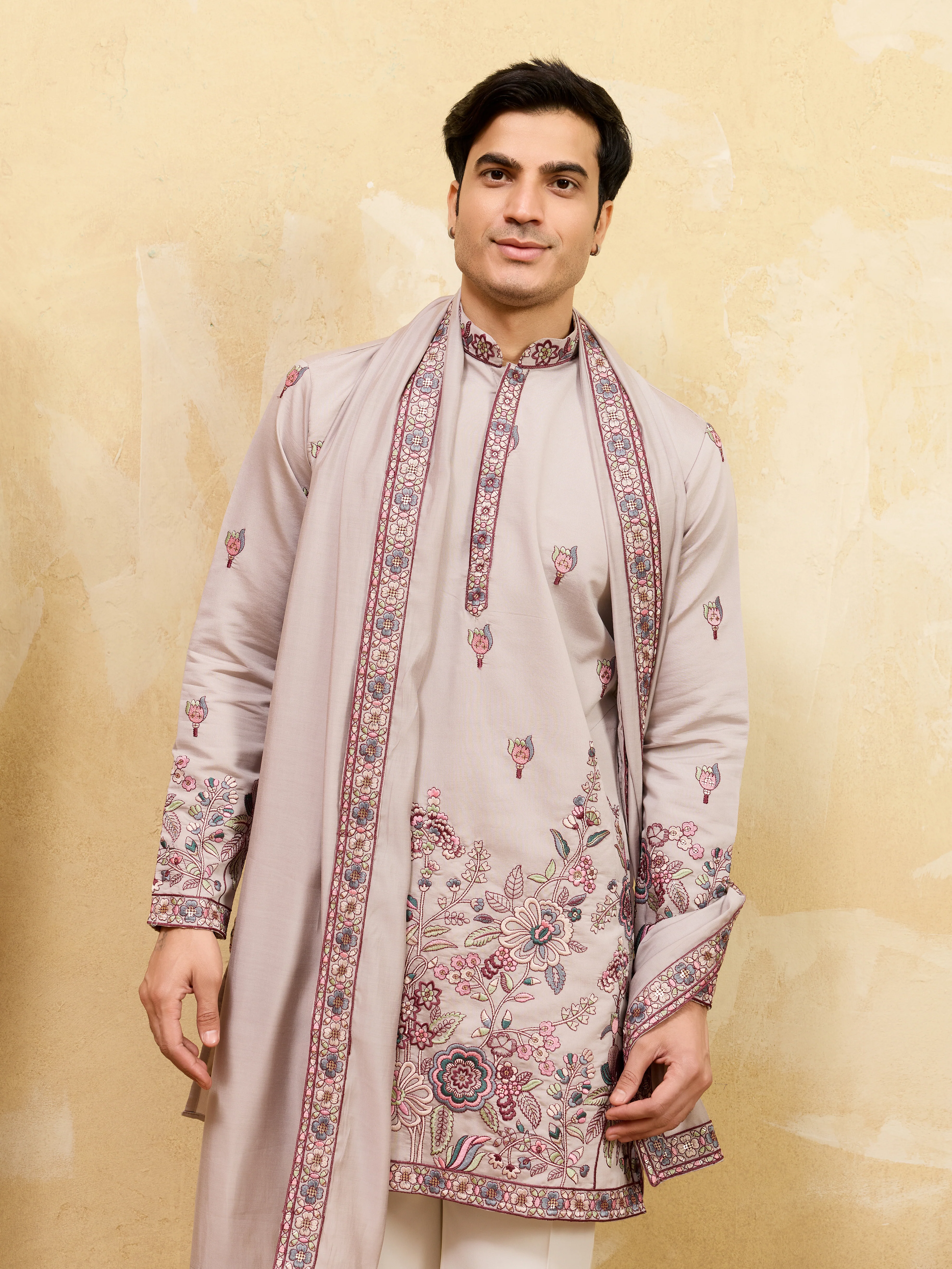 Royal Dusty Lavender Viscose Silk Embroidered Kurta with Dupatta - Image 2