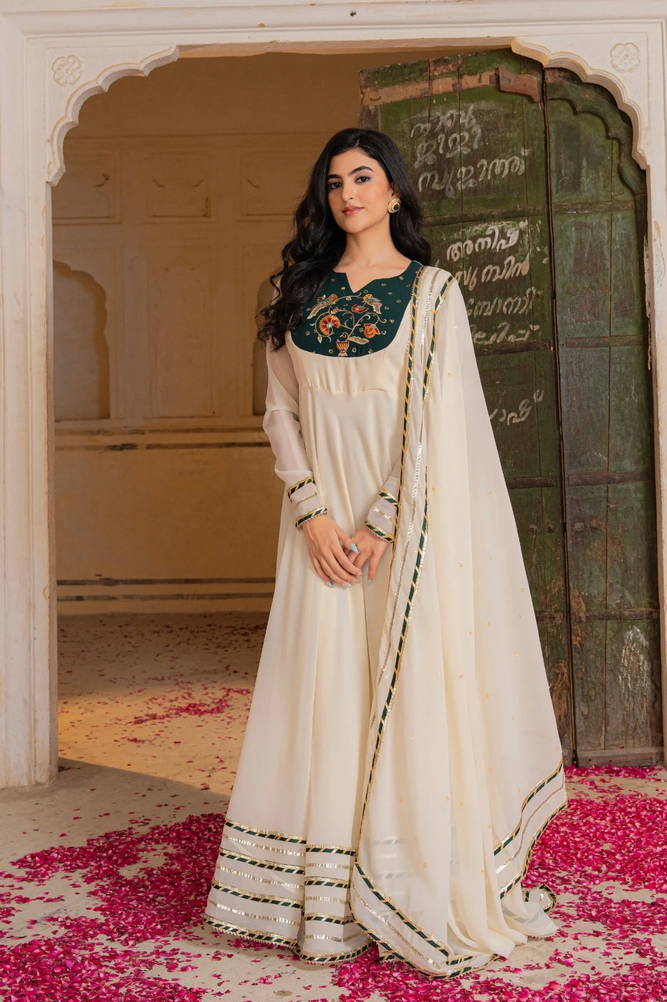 Royal Ivory Flow Anarkali Featuring Emerald Hand Embroidered Detail - Image 3