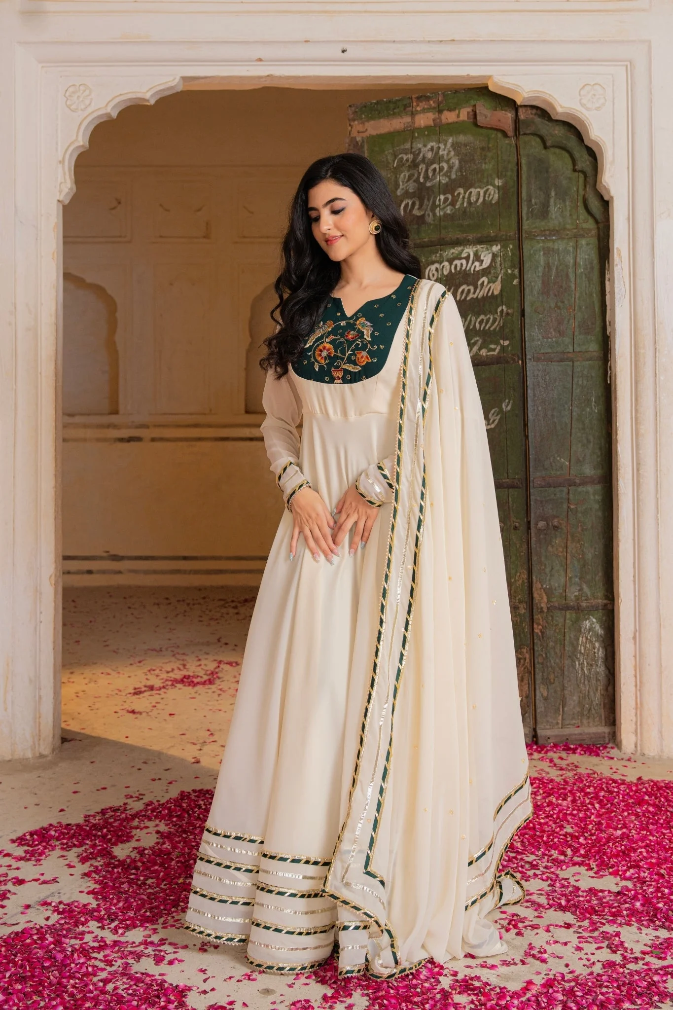 Royal Ivory Flow Anarkali Featuring Emerald Hand Embroidered Detail - Image 4