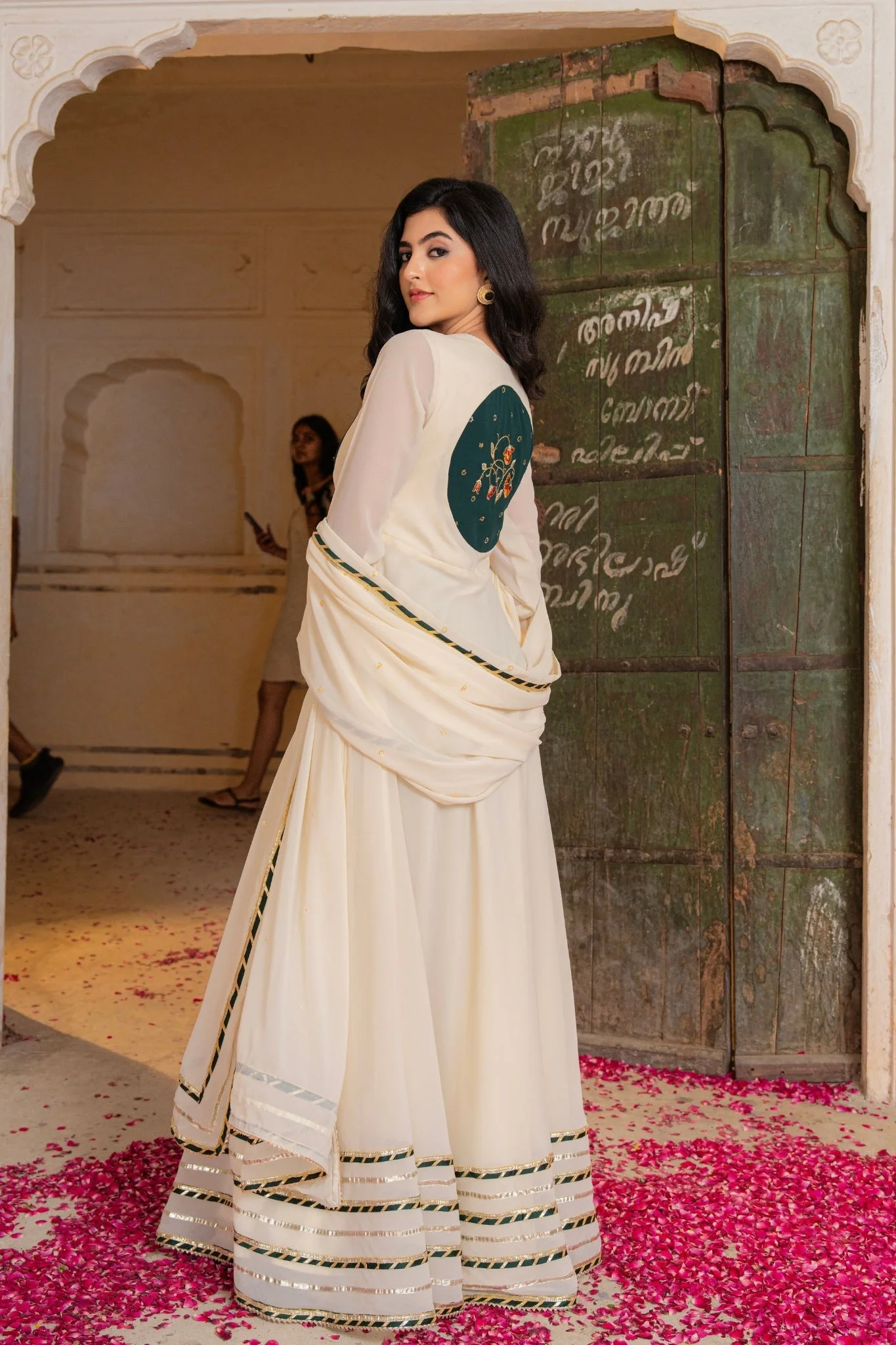 Royal Ivory Flow Anarkali Featuring Emerald Hand Embroidered Detail - Image 5
