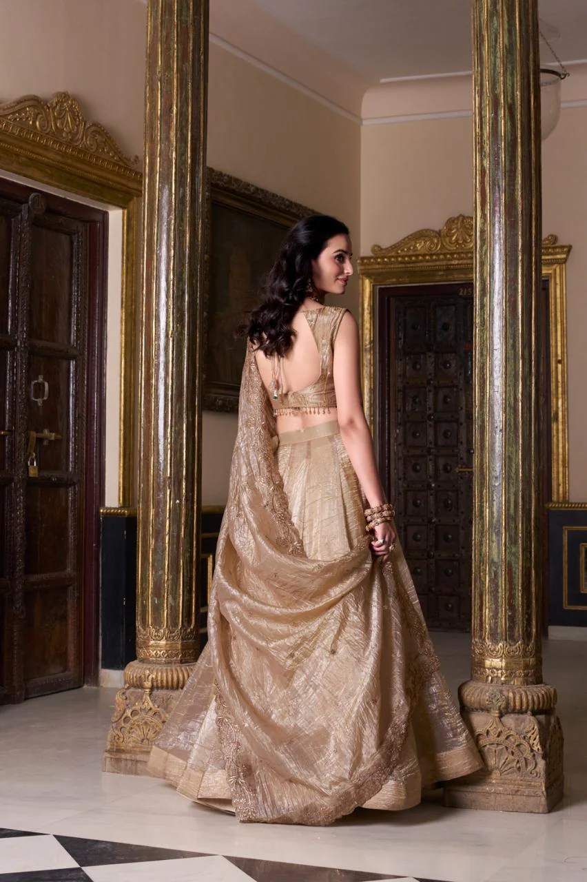 Gold Crush Elegant Lehenga Choli Set With Dupatta - Image 3