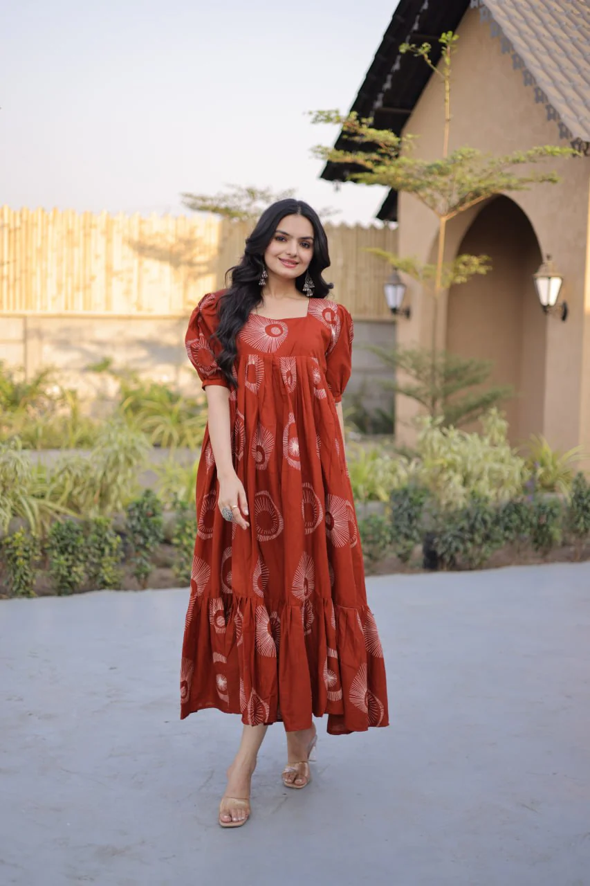 Stylish Printed Cotton Puff Sleeves & Fancy Neck Kurti For Women - Image 3