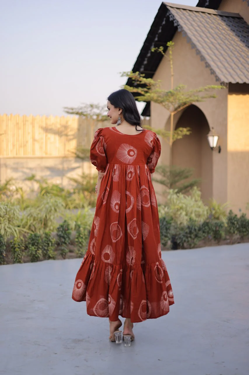 Stylish Printed Cotton Puff Sleeves & Fancy Neck Kurti For Women - Image 4