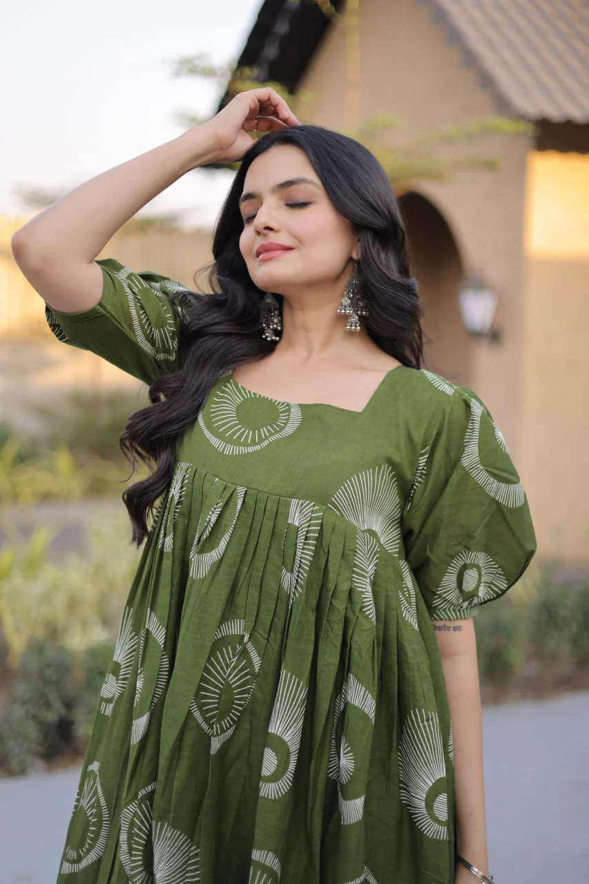 Stylish Printed Cotton Puff Sleeves & Fancy Neck Kurti For Women - Image 9