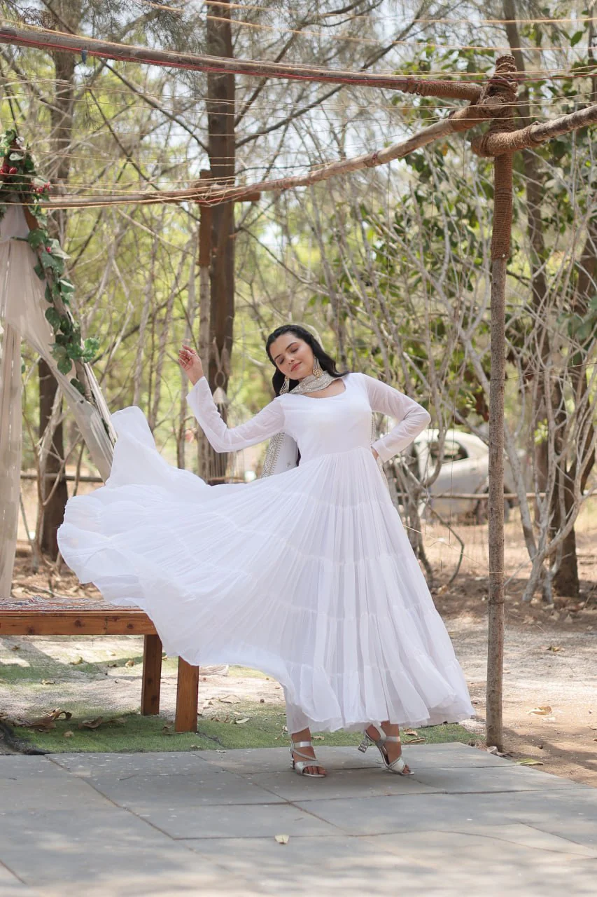 Stylish Women Tiered Gown With Dupatta Set - Image 33