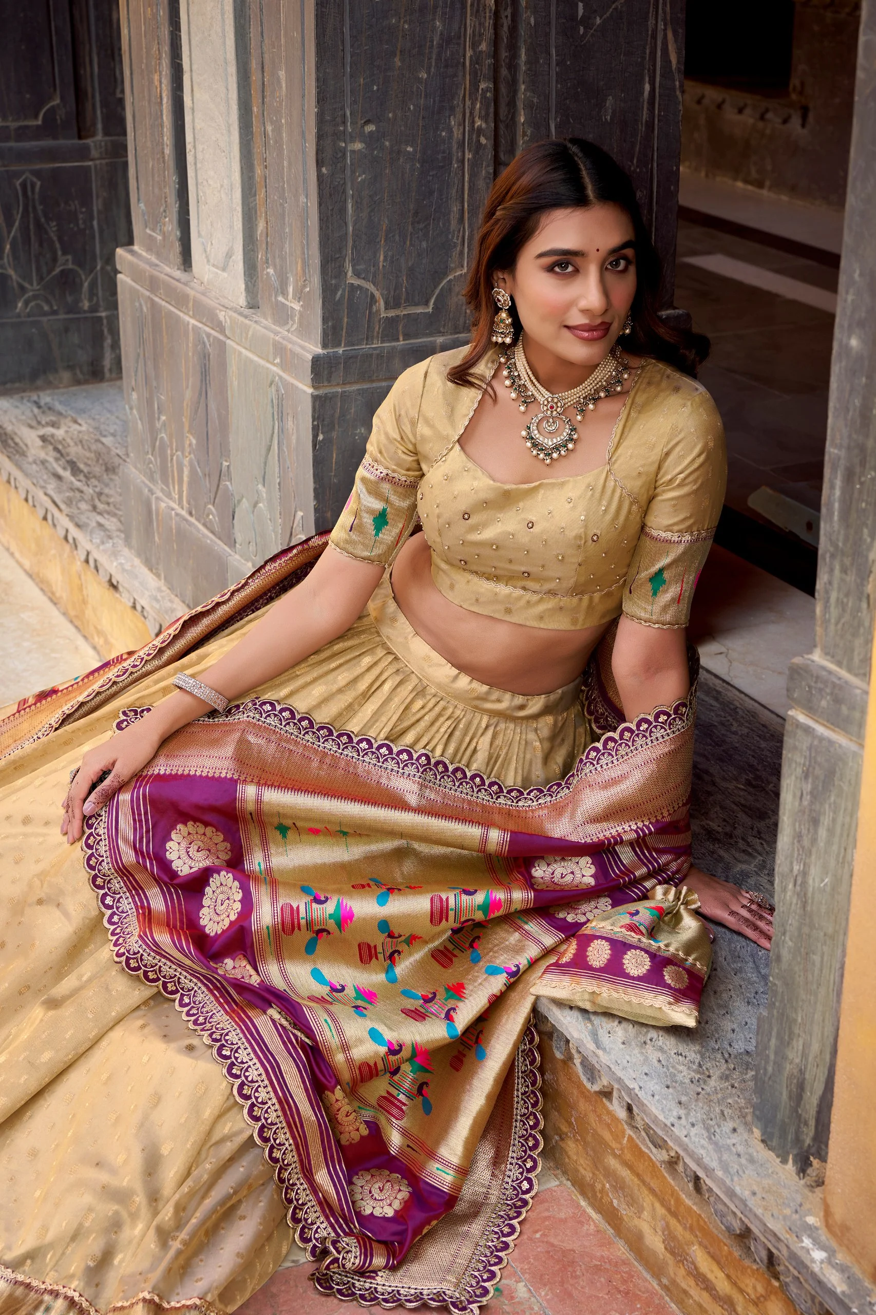 Elegant Simmer Organza Zari Work Lehenga Set With Batwa For Women - Image 3