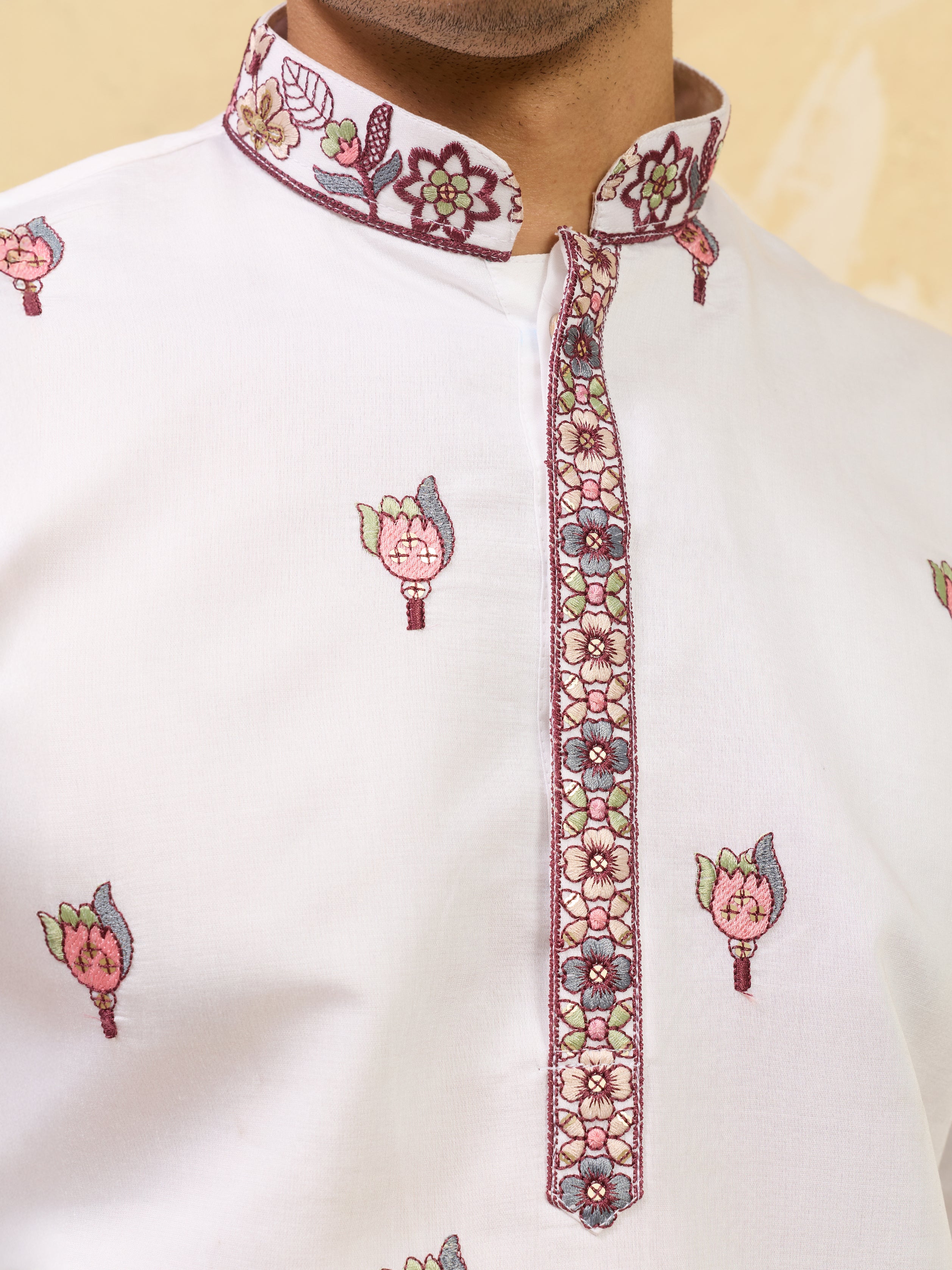 Traditional White Viscose Silk Wedding Kurta and Dupatta for Men - Image 4