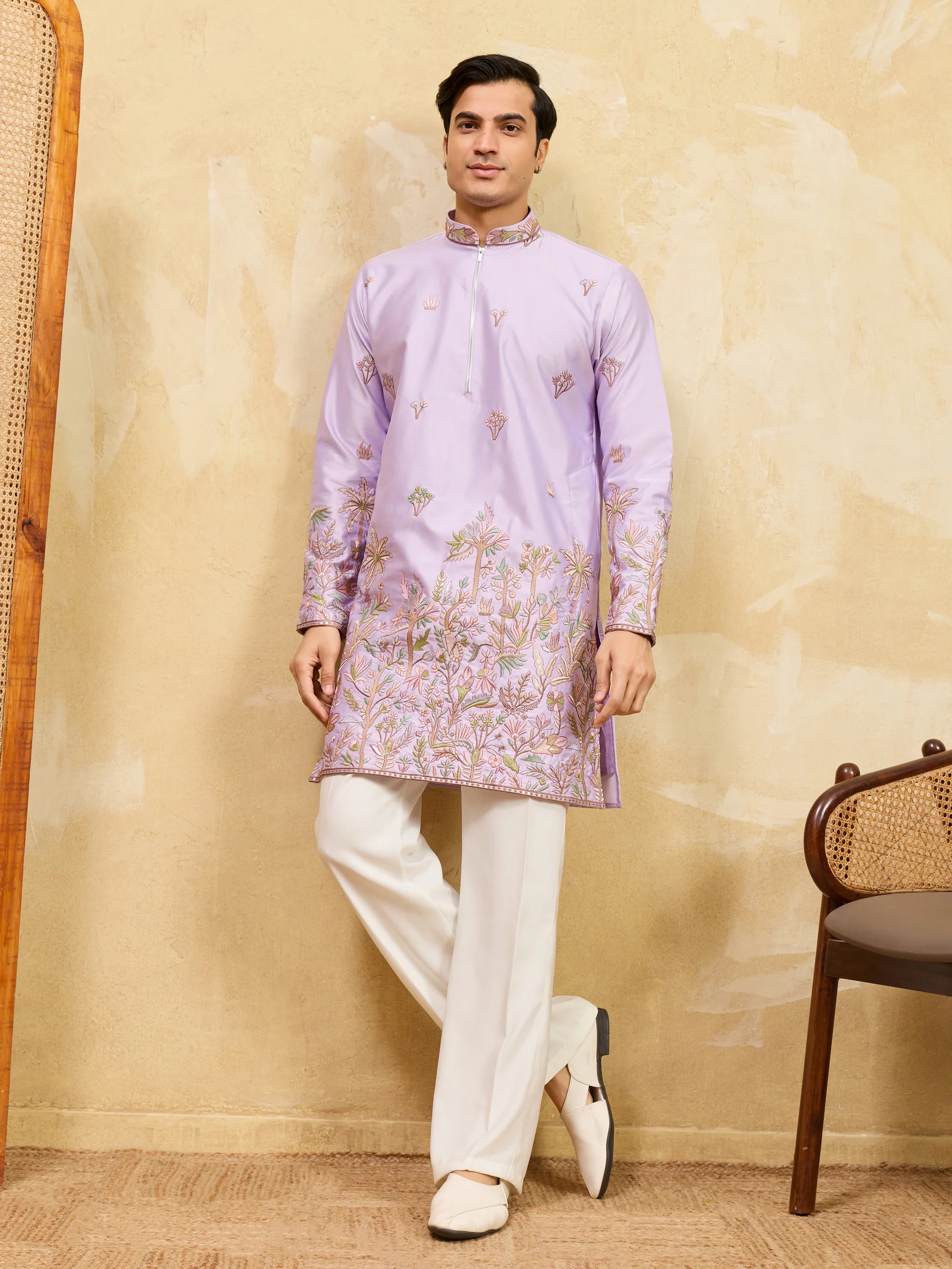 Trendy Lavender Viscose Silk Thread Embroidery Kurta Set
