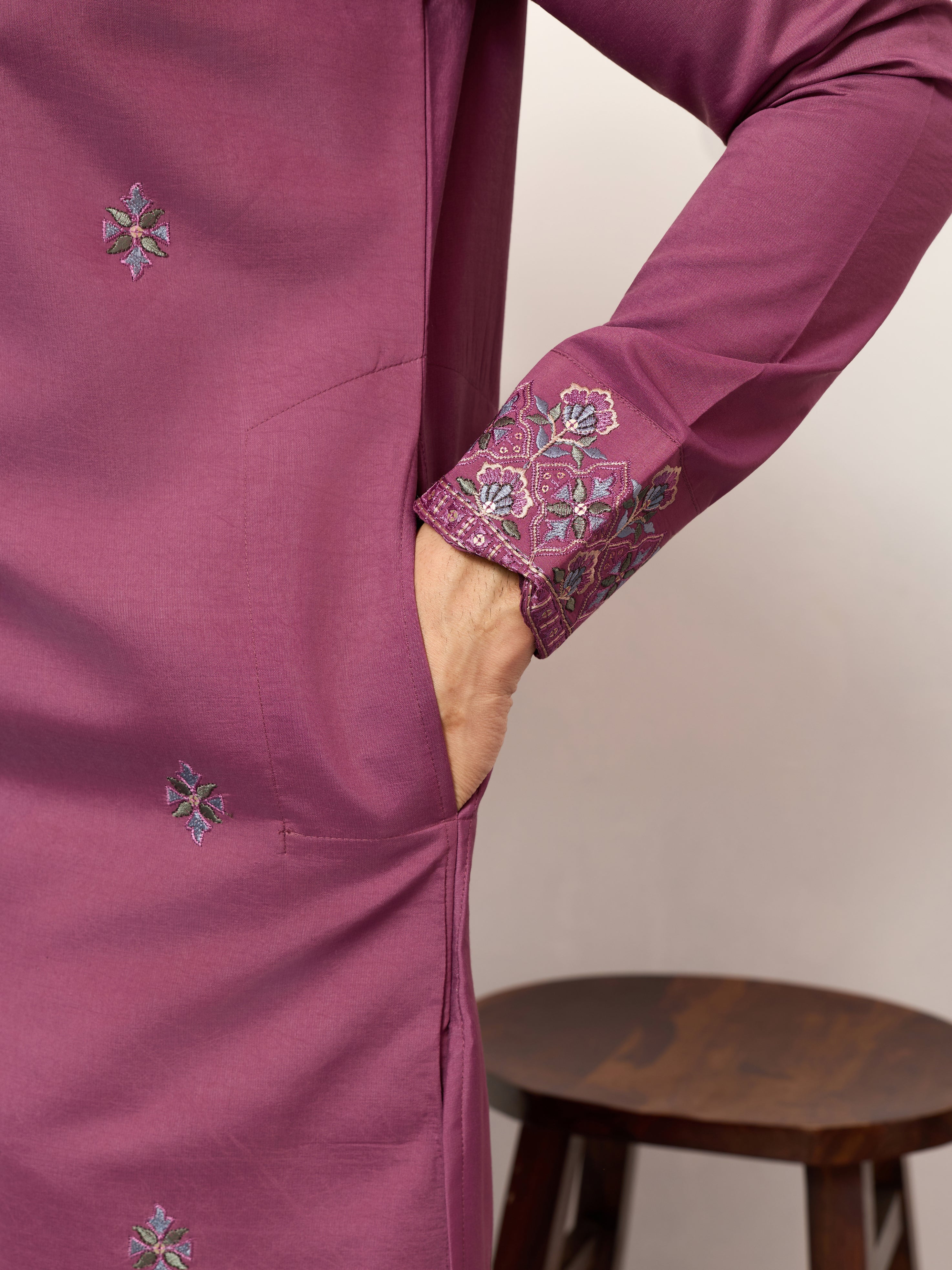 Trendy Pink Color Kurta with Dupatta for Mens Wear - Image 3